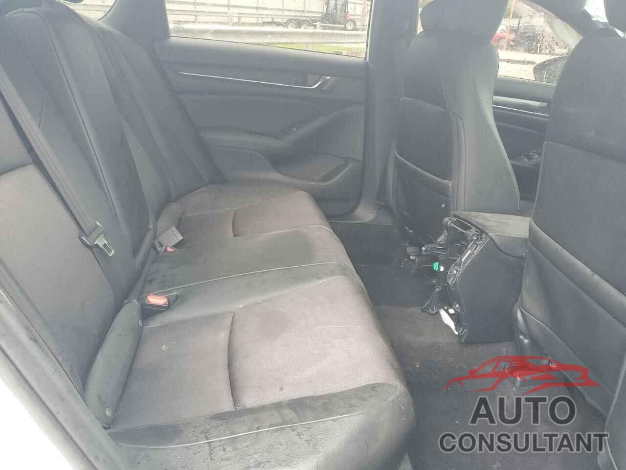 HONDA ACCORD 2019 - 1HGCV2F32KA007140