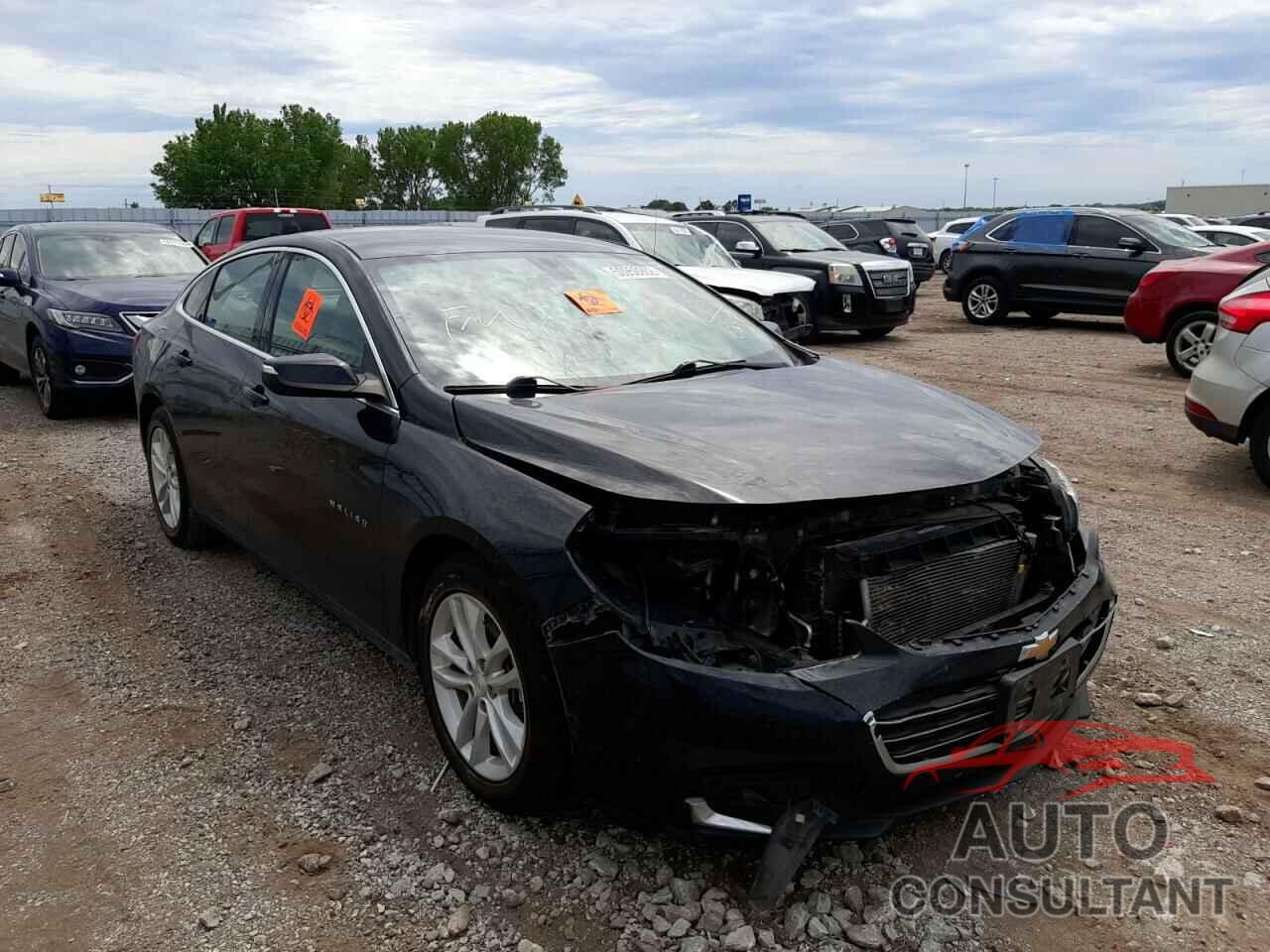 CHEVROLET MALIBU 2017 - 1G1ZE5ST4HF196247