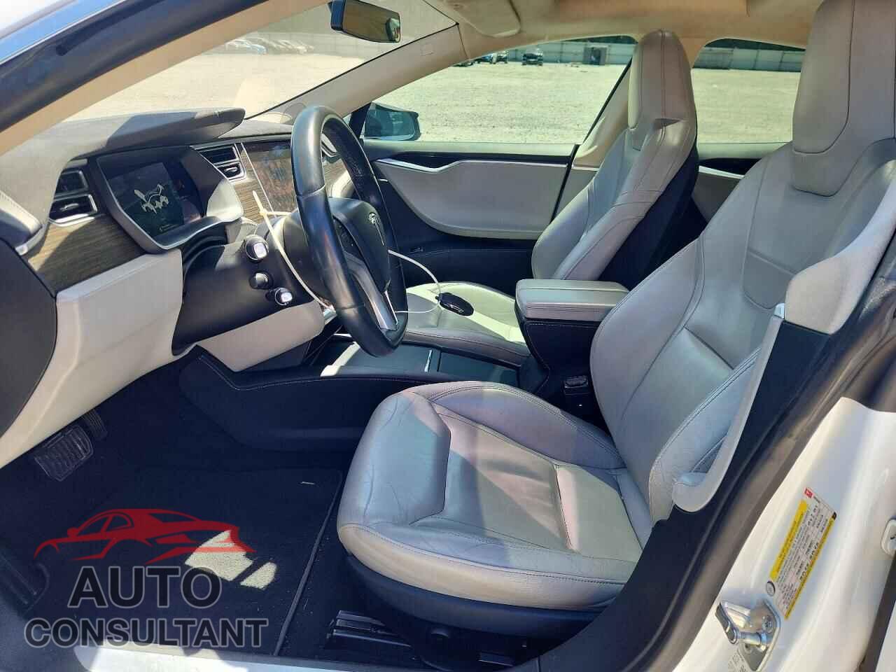 TESLA MODEL S 2015 - 5YJSA1H23FF092698