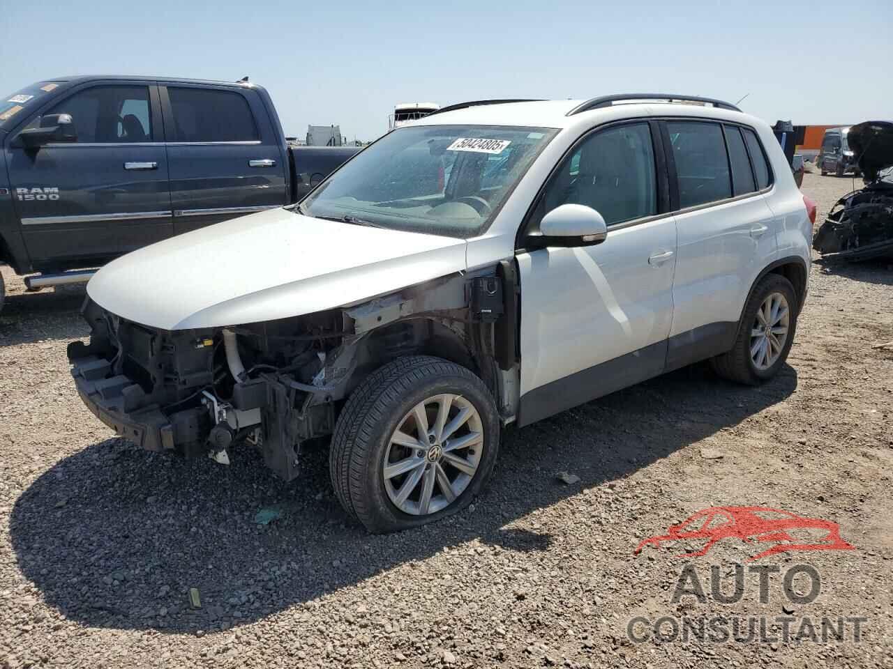 VOLKSWAGEN TIGUAN 2015 - WVGAV7AX3FW538669