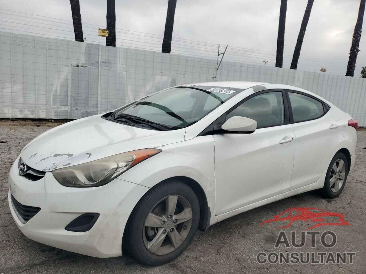 HYUNDAI ELANTRA 2013 - 5NPDH4AE3DH284308