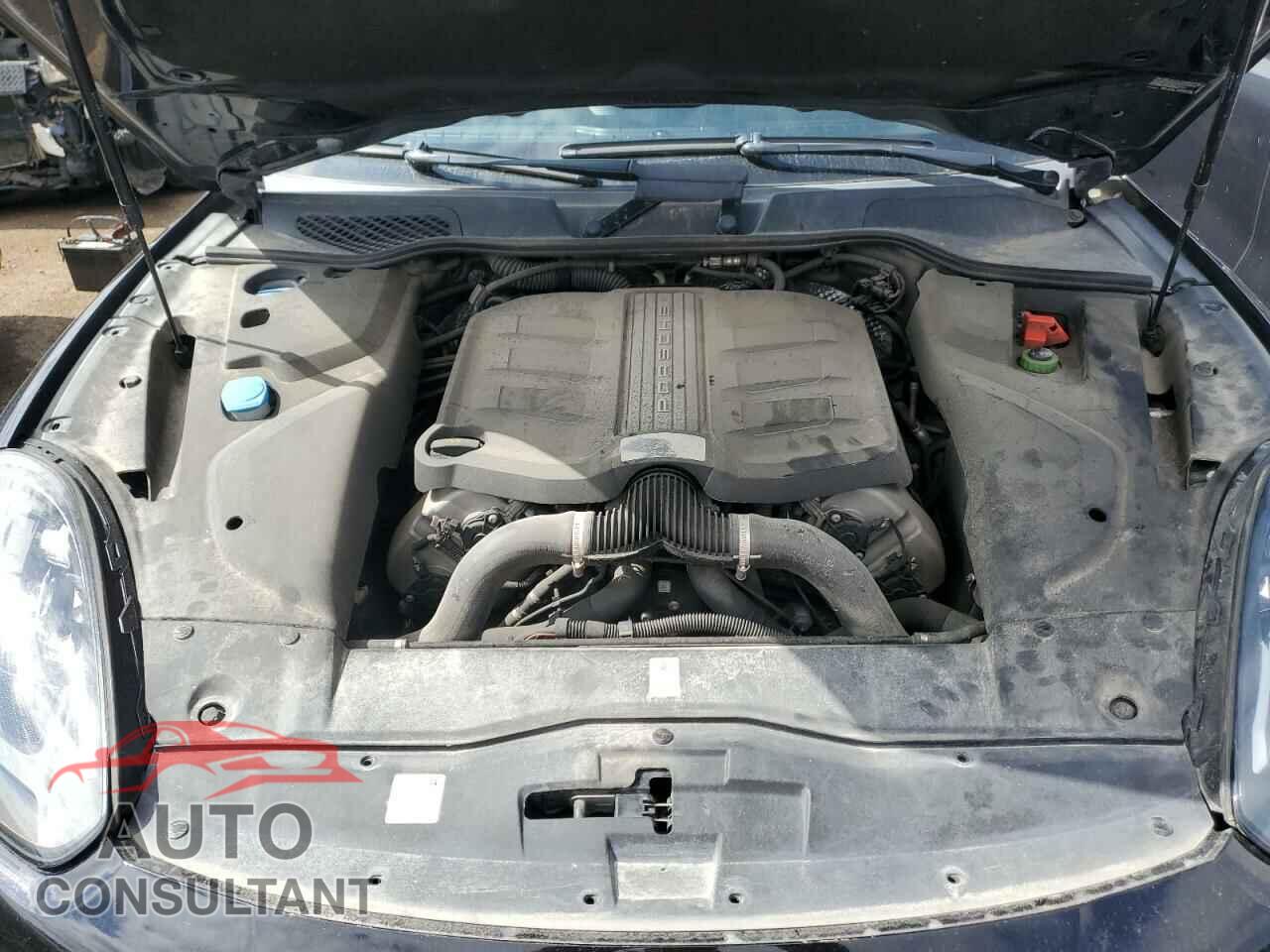 PORSCHE CAYENNE 2017 - WP1AD2A22HLA81676