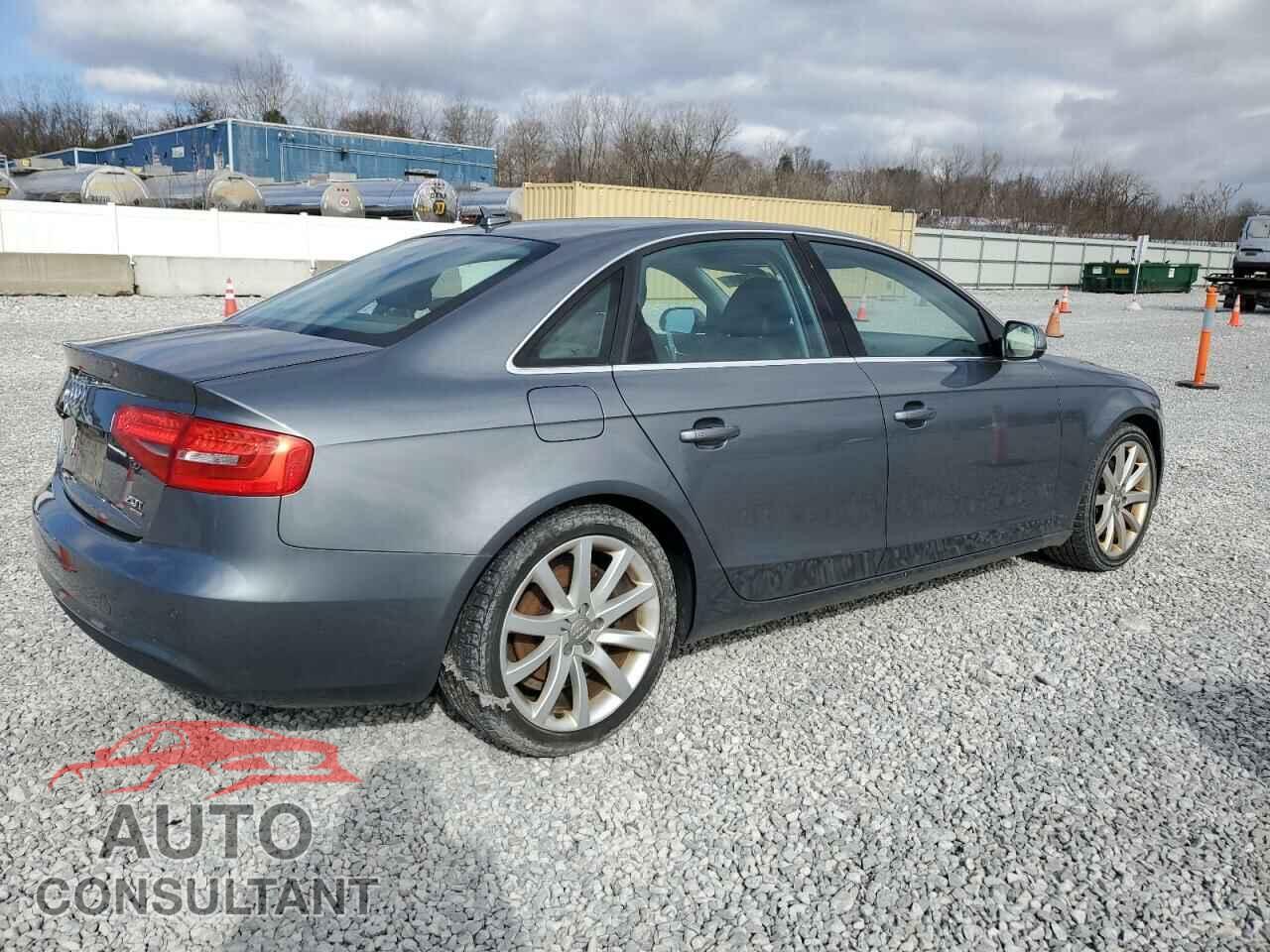 AUDI A4 2013 - WAUFFAFL2DN006050