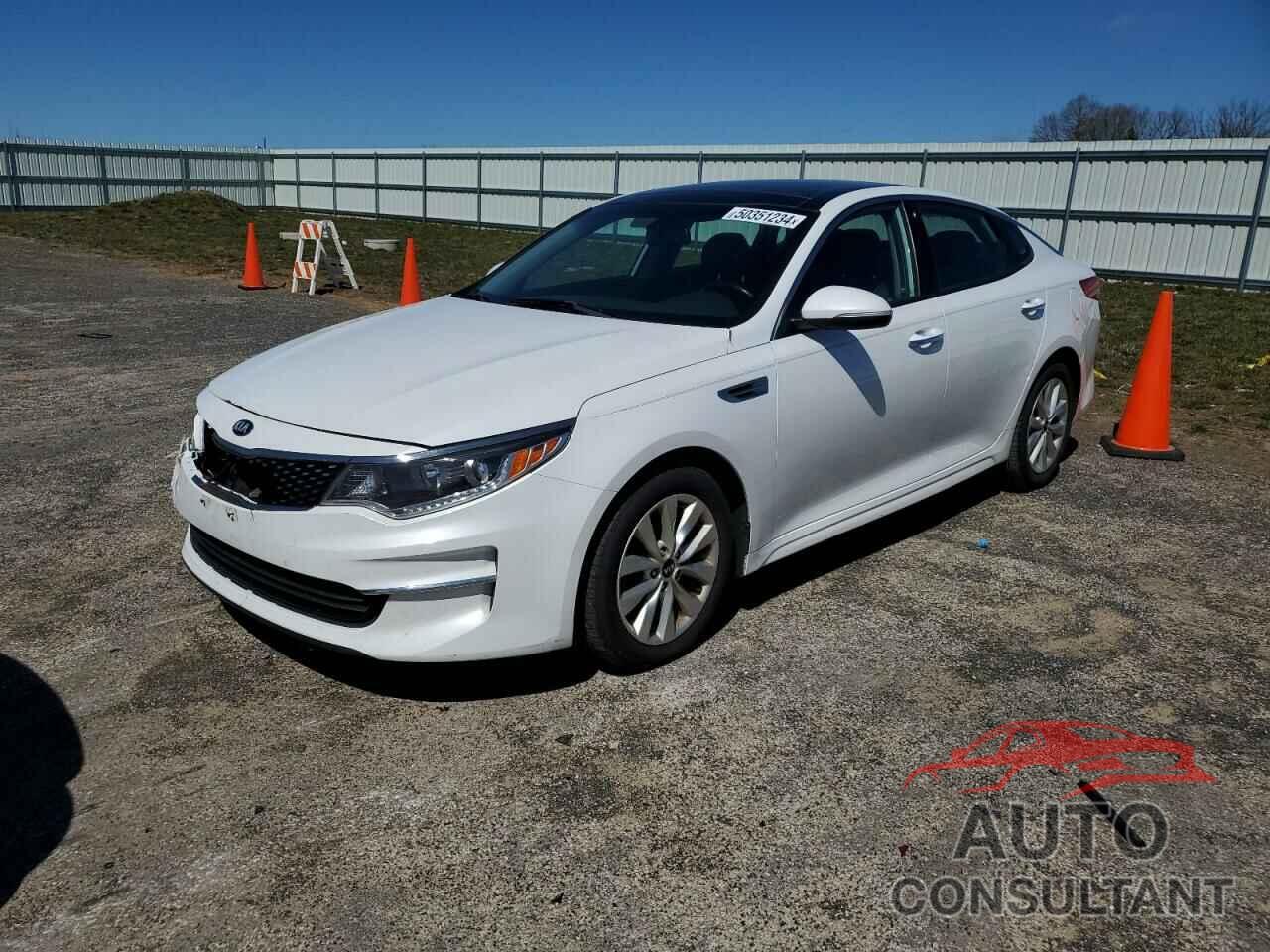 KIA OPTIMA 2018 - 5XXGU4L33JG211175