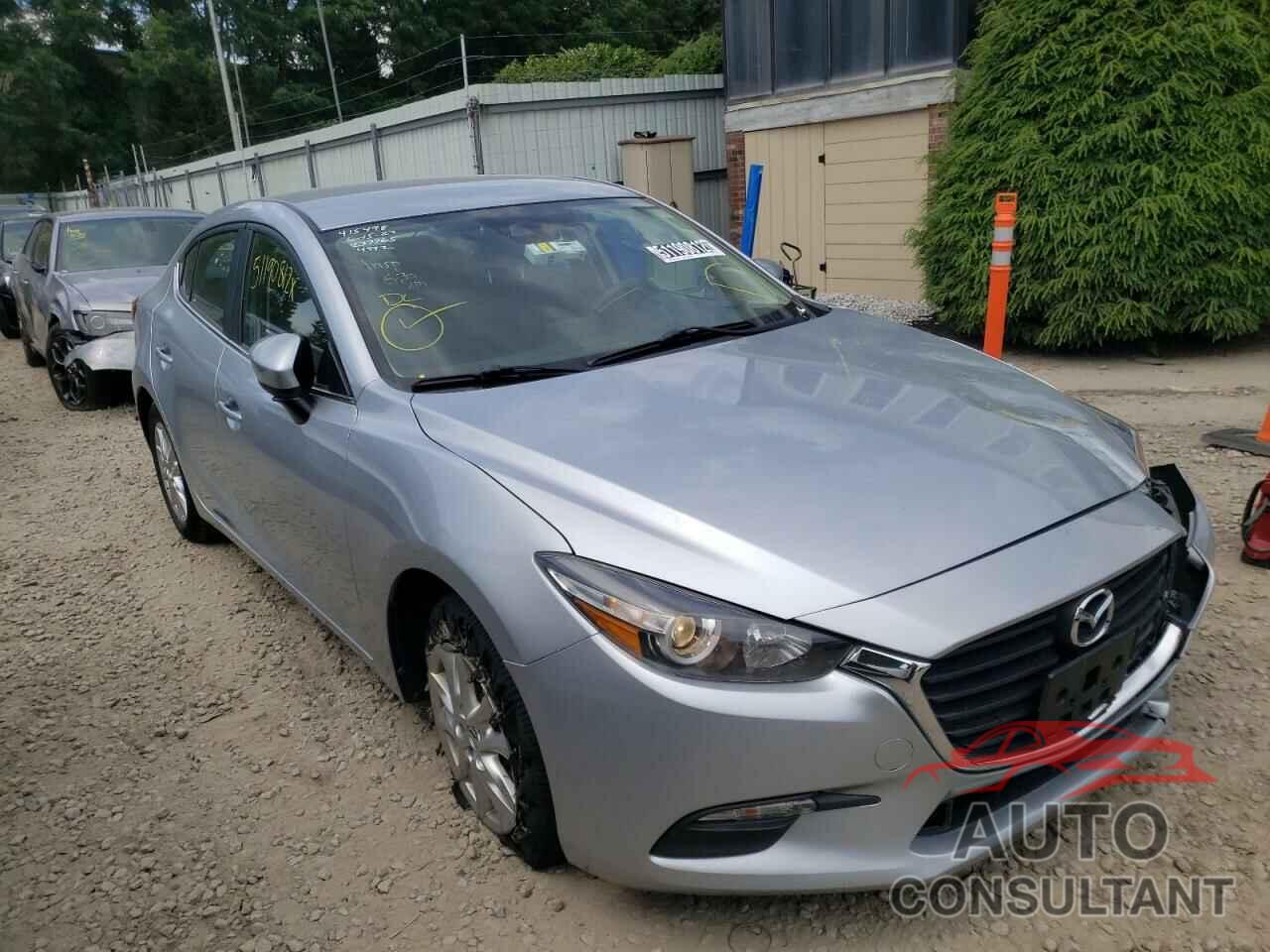 MAZDA 3 2018 - 3MZBN1U77JM237765