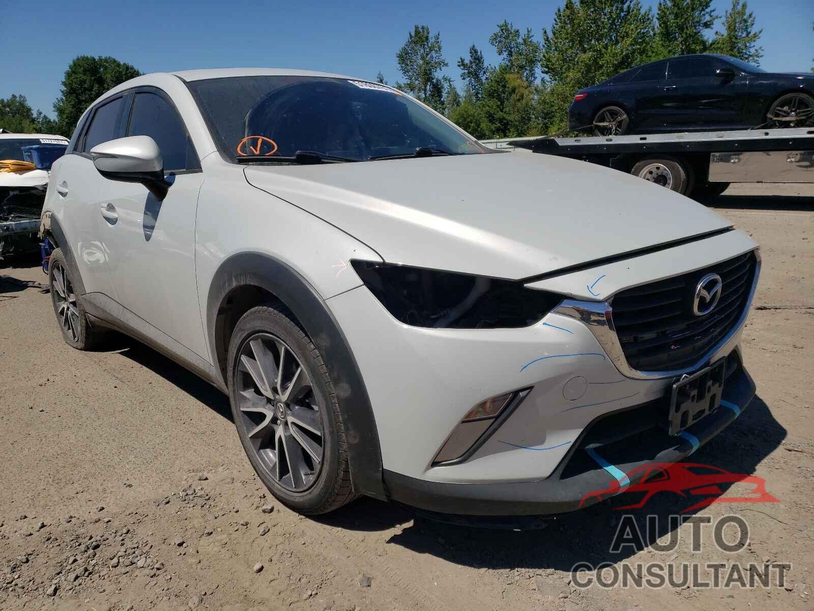 MAZDA CX-3 2018 - JM1DKFC76J0310873