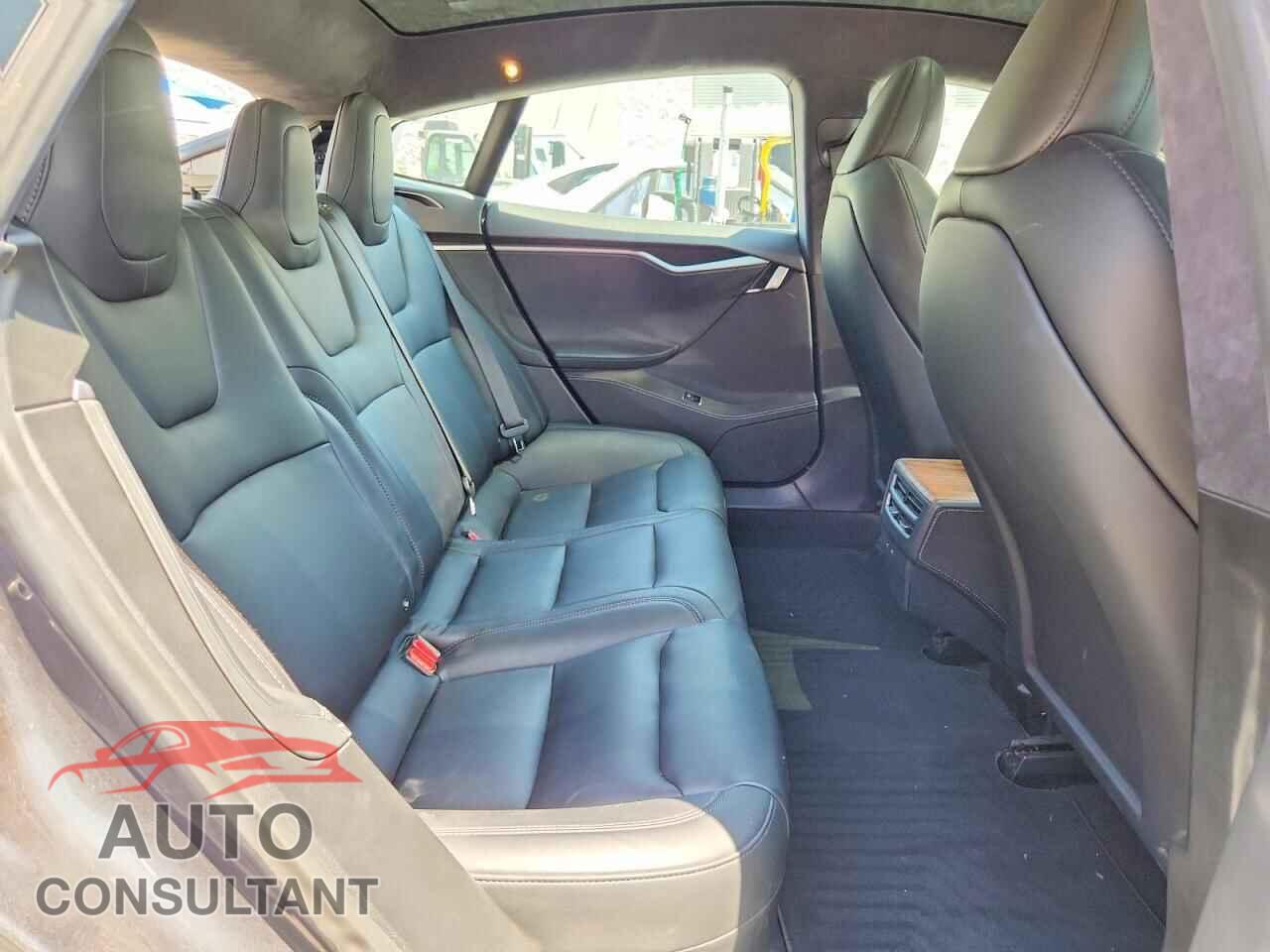 TESLA MODEL S 2020 - 5YJSA1E22LF401285