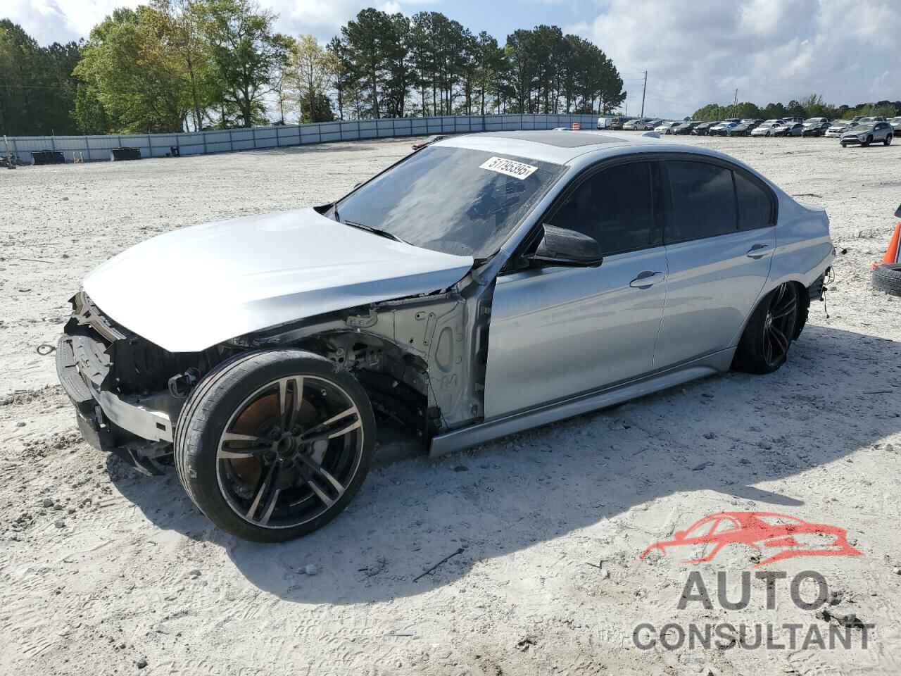 BMW 3 SERIES 2018 - WBA8B3C59JK384613