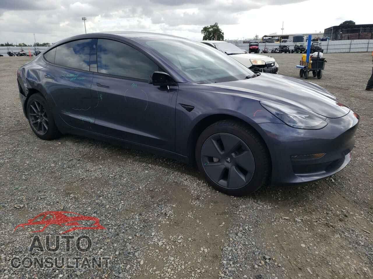 TESLA MODEL 3 2023 - 5YJ3E1EA7PF395196