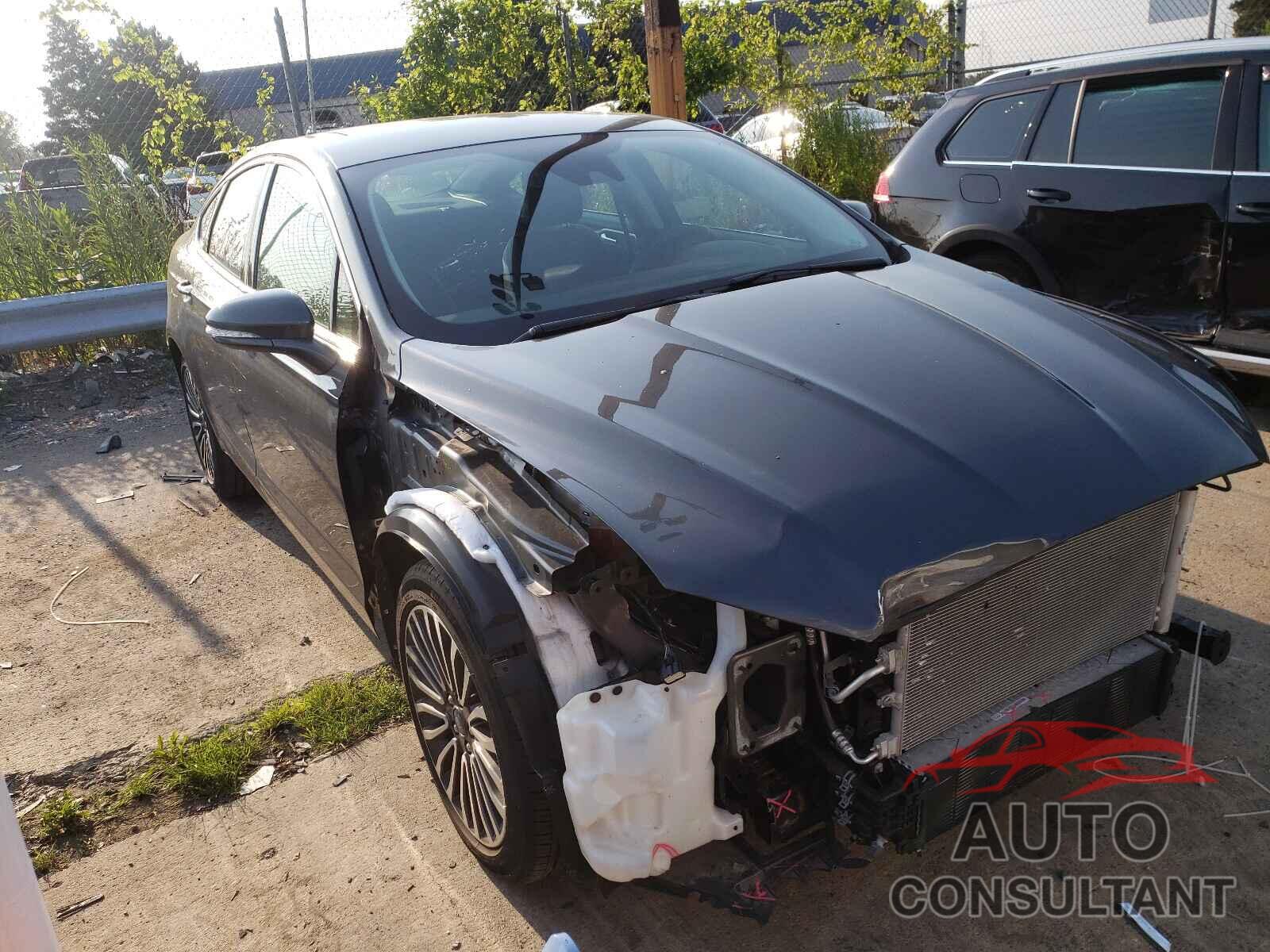 FORD FUSION 2018 - 3FA6P0HD5JR180211