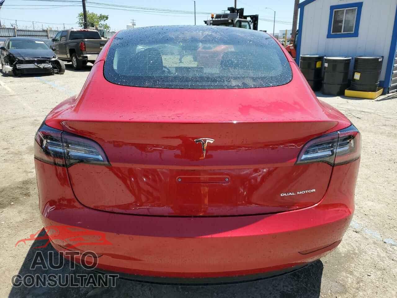 TESLA MODEL 3 2021 - 5YJ3E1EB3MF094882