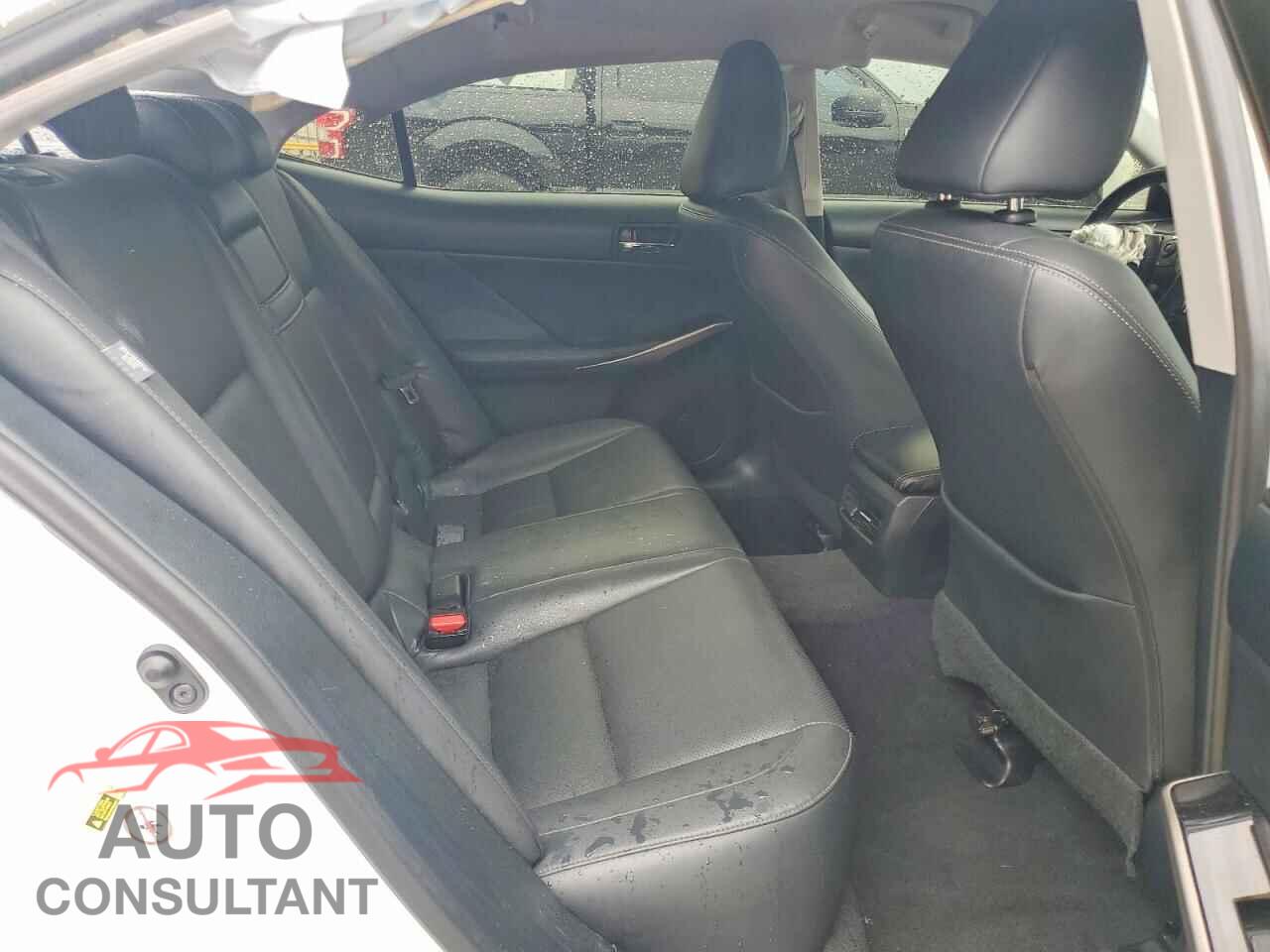 LEXUS IS 2016 - JTHBA1D2XG5005497