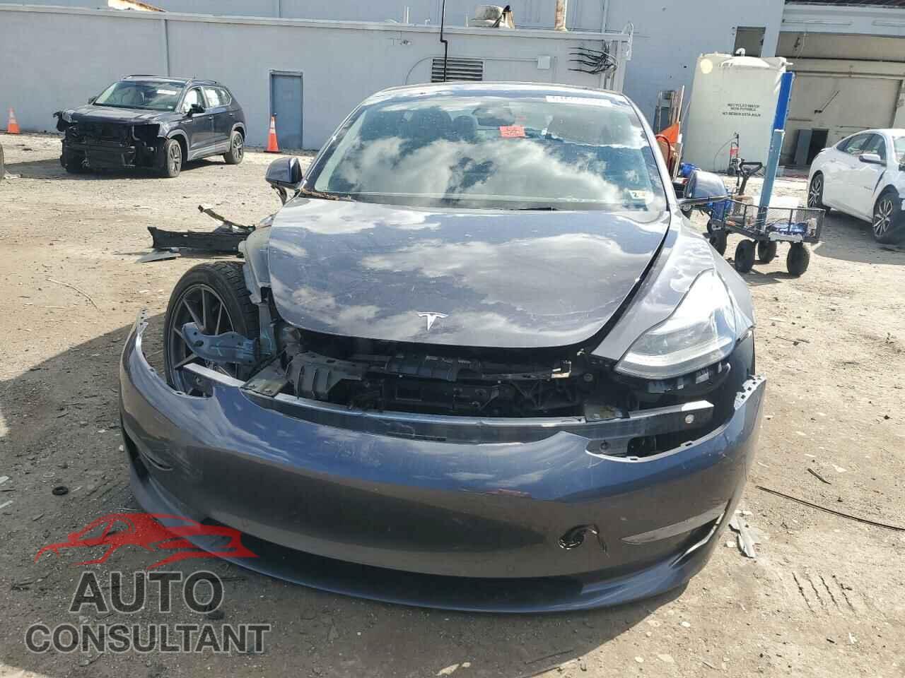 TESLA MODEL 3 2021 - 5YJ3E1EA5MF087892