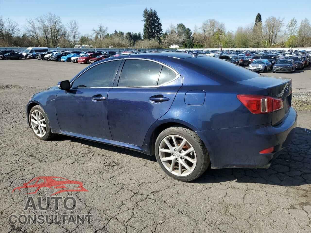 LEXUS IS 2012 - JTHCF5C20C5053048