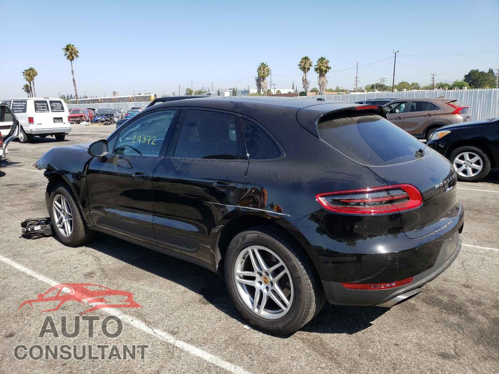 PORSCHE MACAN 2018 - WP1AA2A52JLB21120