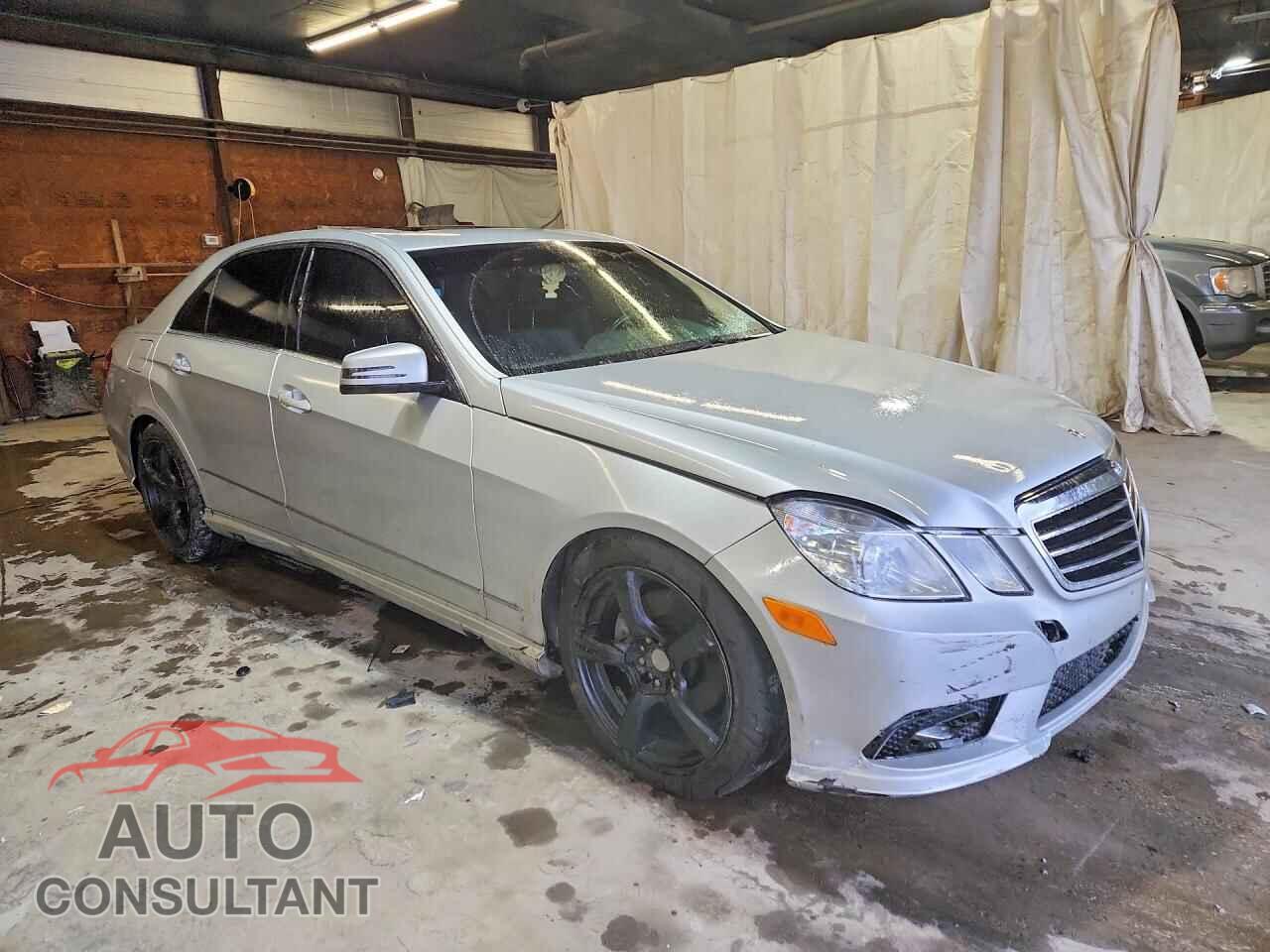 MERCEDES-BENZ E-CLASS 2011 - WDDHF8HB2BA425499