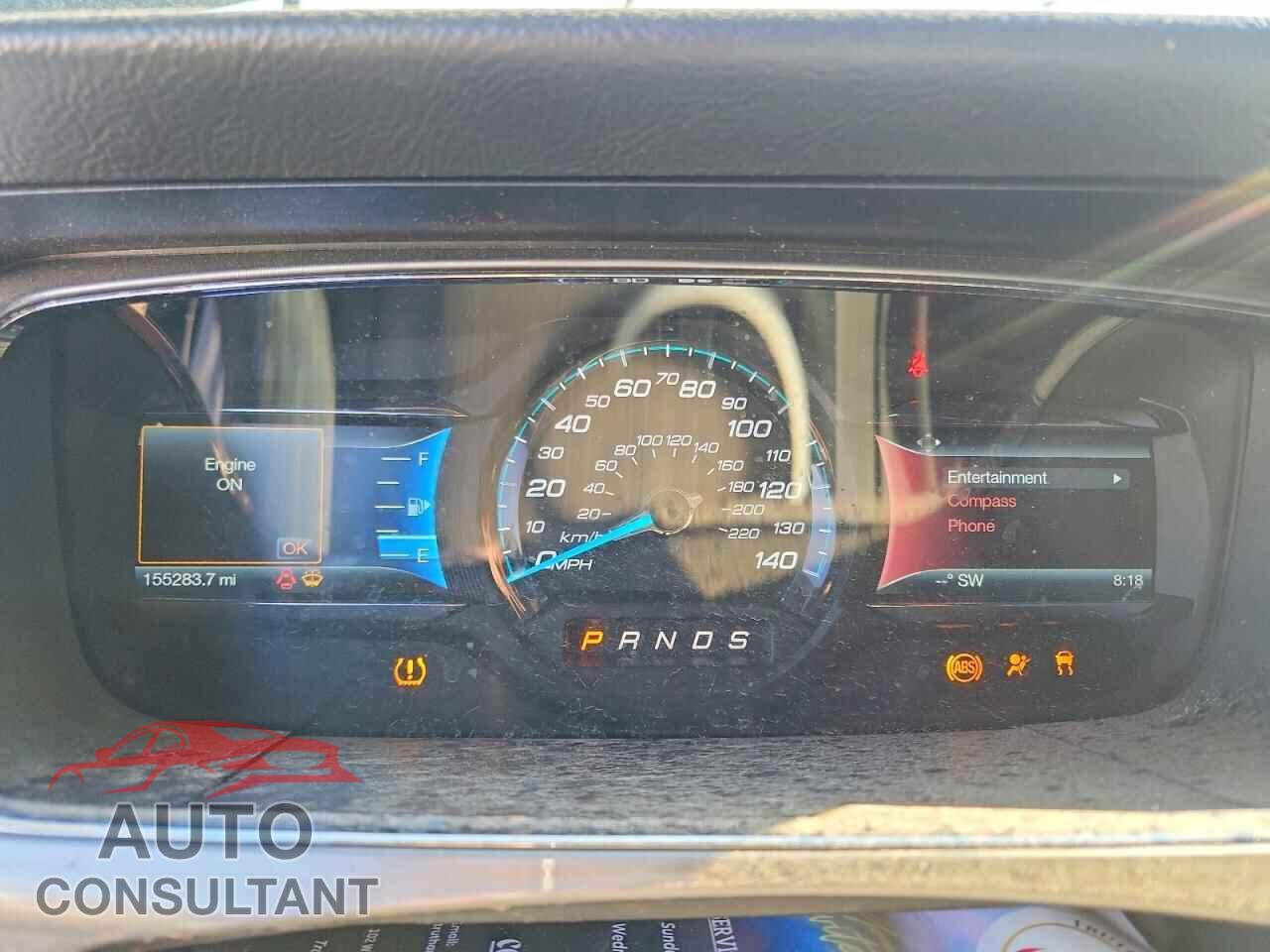 FORD TAURUS 2015 - 1FAHP2E82FG112491
