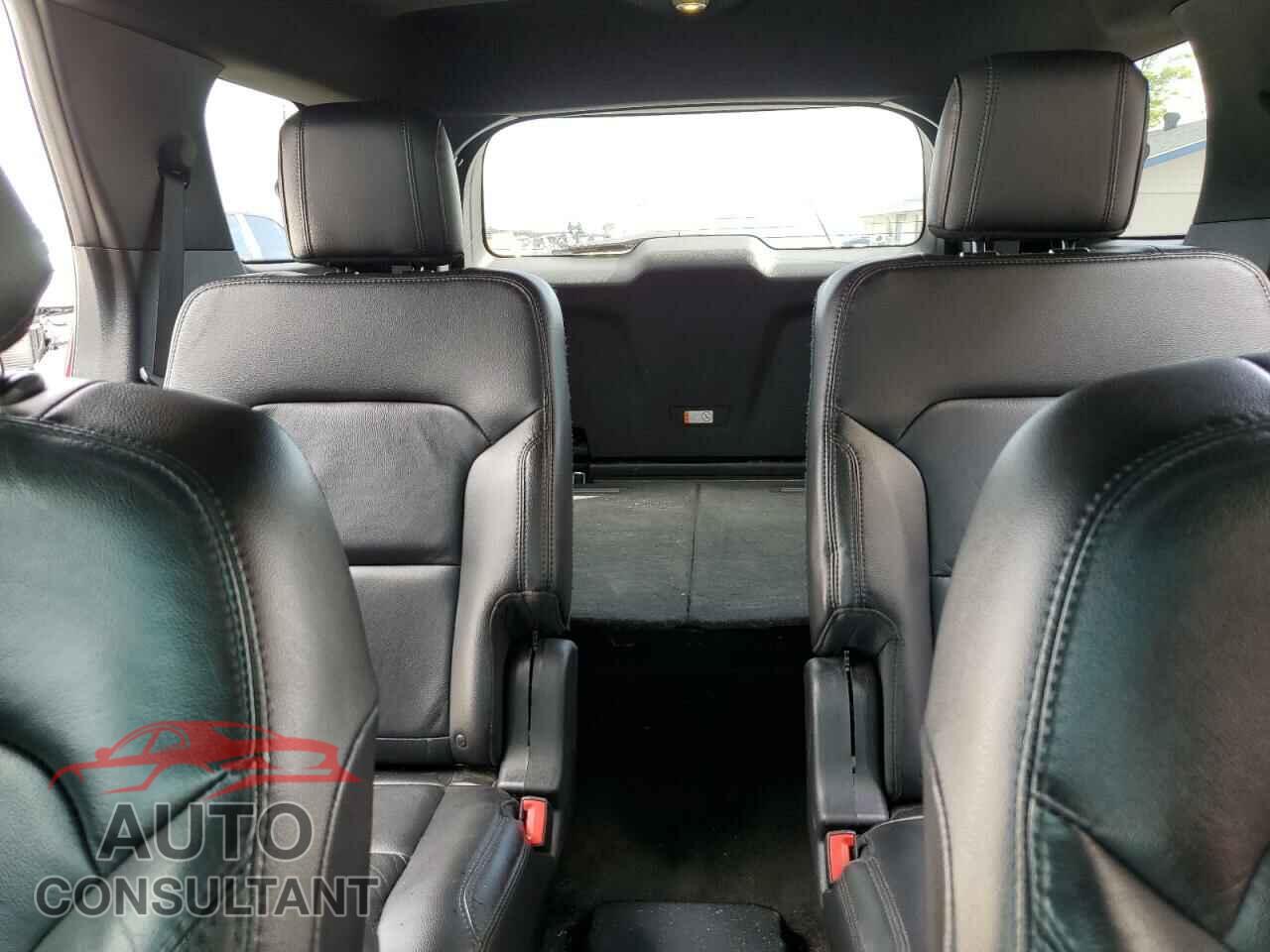 FORD EXPLORER 2017 - 1FM5K8D80HGA66268