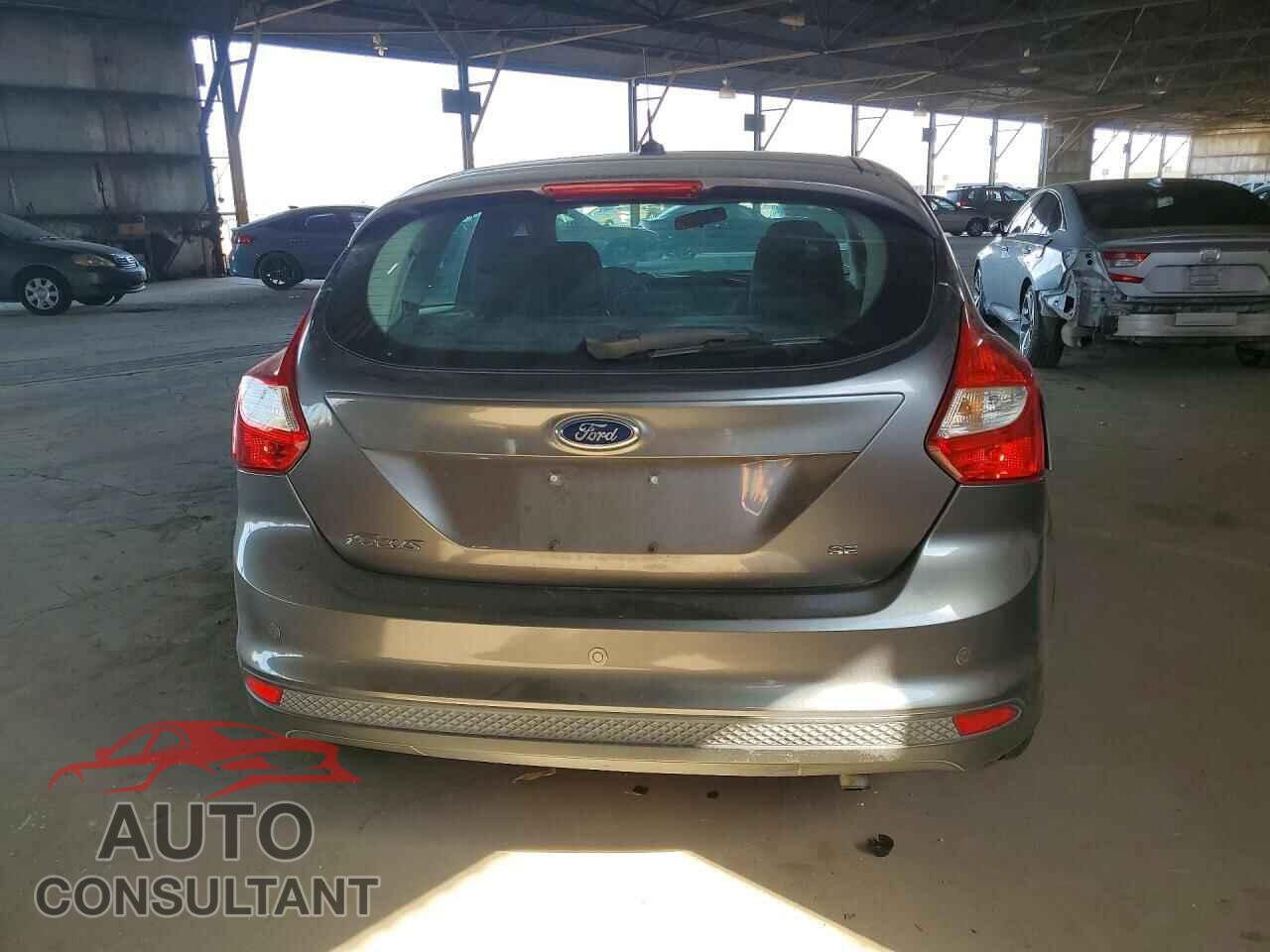 FORD FOCUS 2014 - 1FADP3K28EL300524