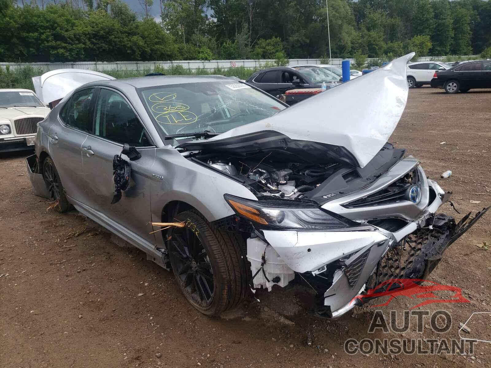 TOYOTA CAMRY 2021 - 4T1K31AK3MU550499