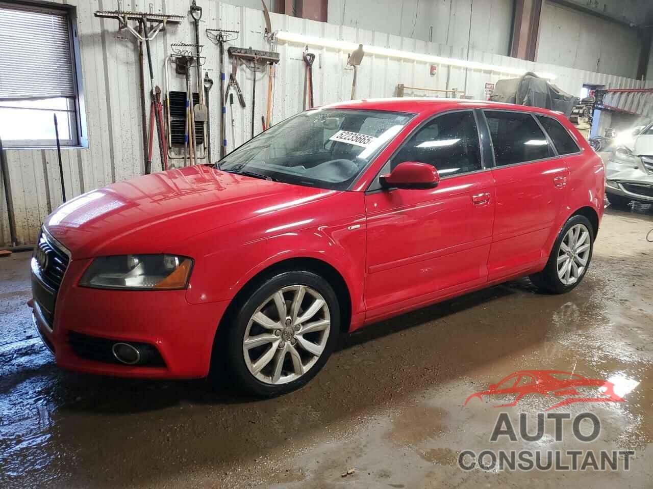 AUDI A3 2011 - WAUBJBFM9BA056329