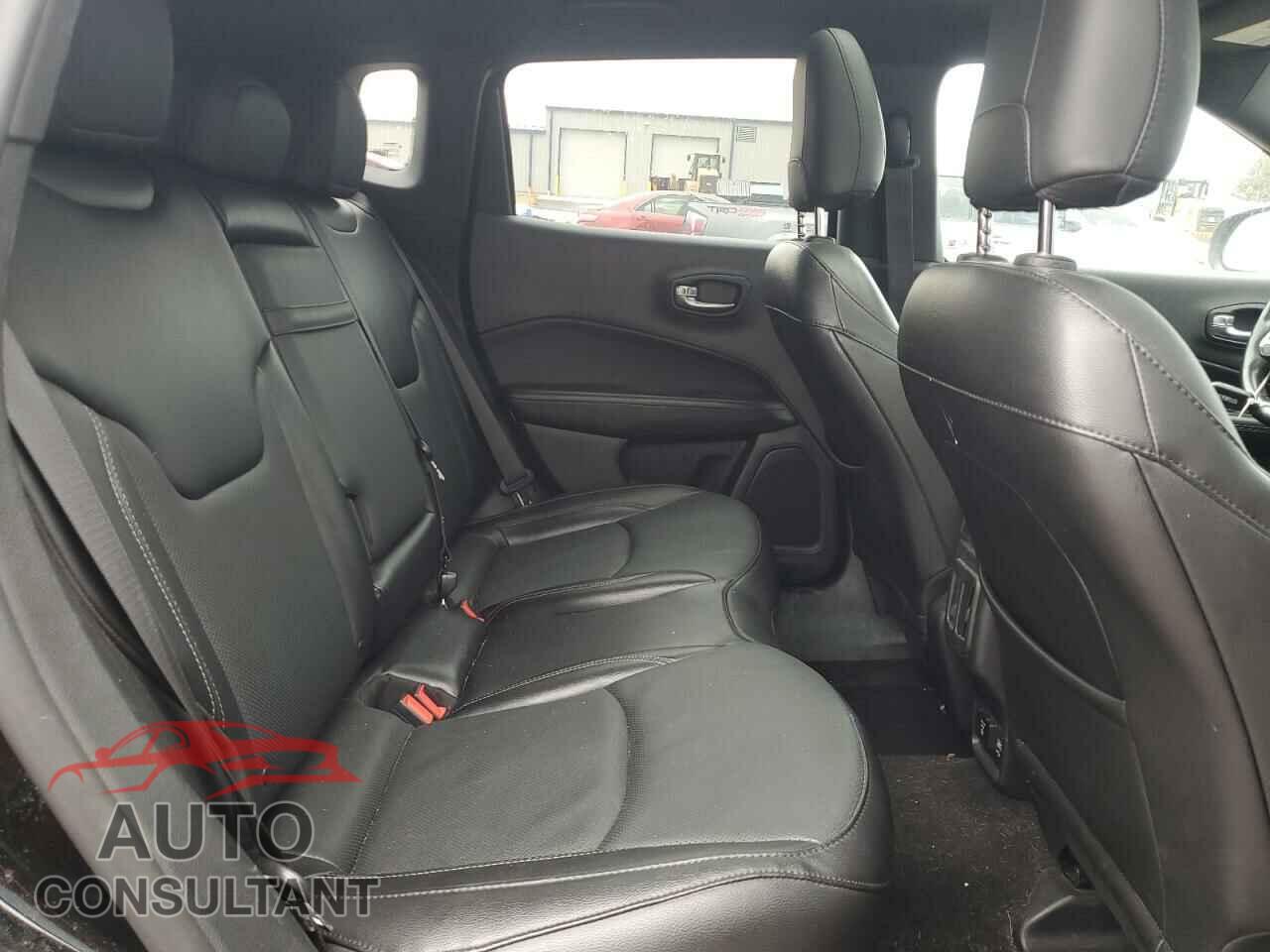 JEEP COMPASS 2020 - 3C4NJDCB5LT104627