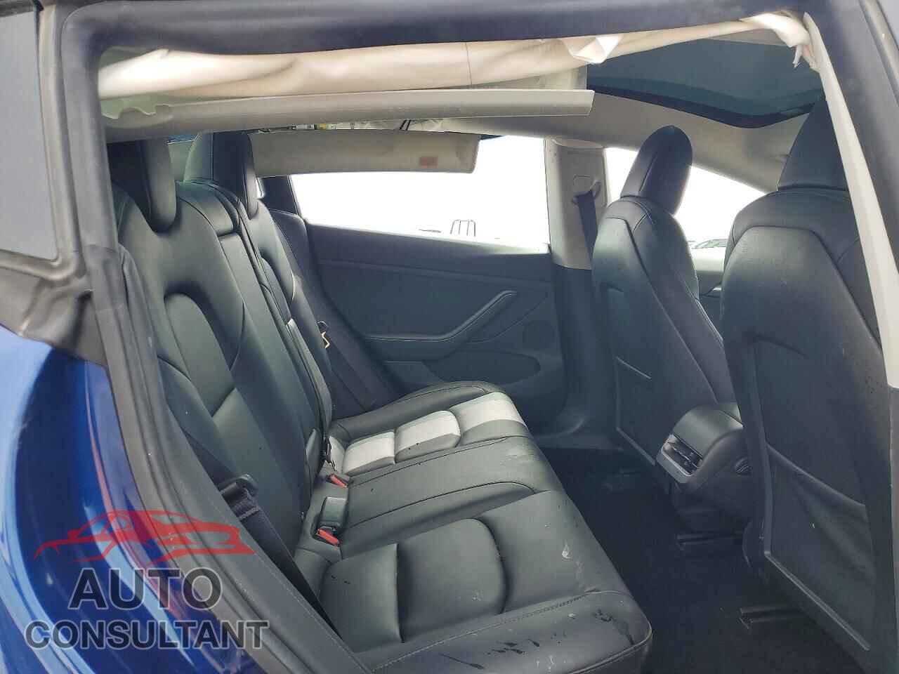 TESLA MODEL 3 2022 - 5YJ3E1EB0NF243556