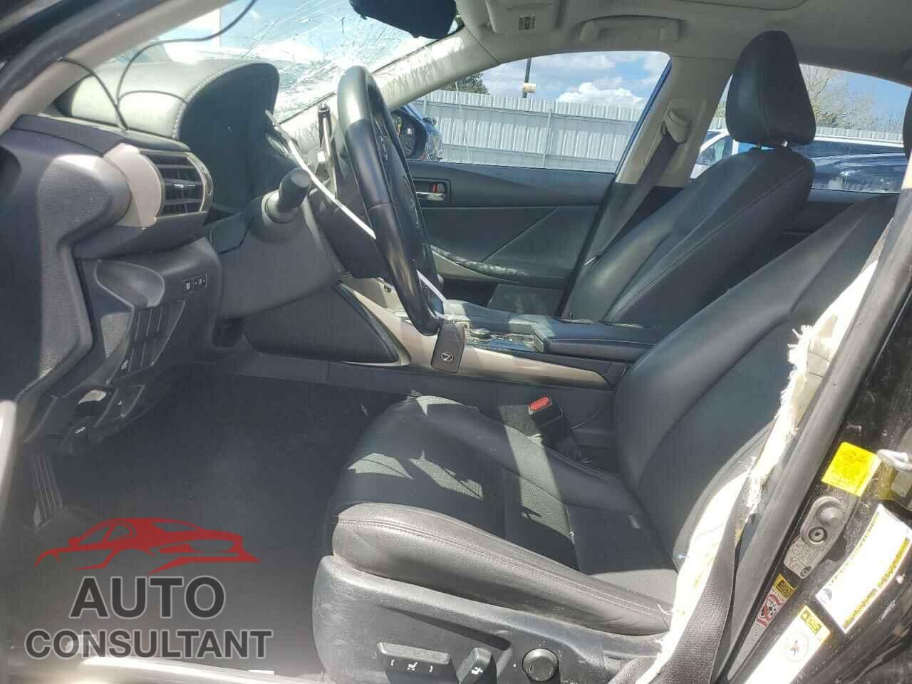 LEXUS IS 2014 - JTHCF1D26E5014880