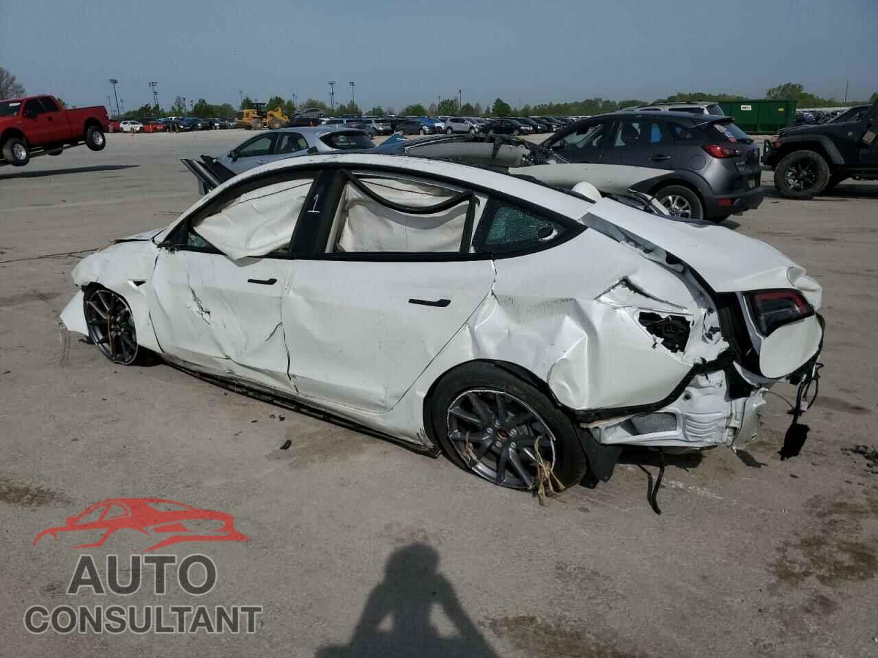 TESLA MODEL 3 2023 - 5YJ3E1EA3PF608032