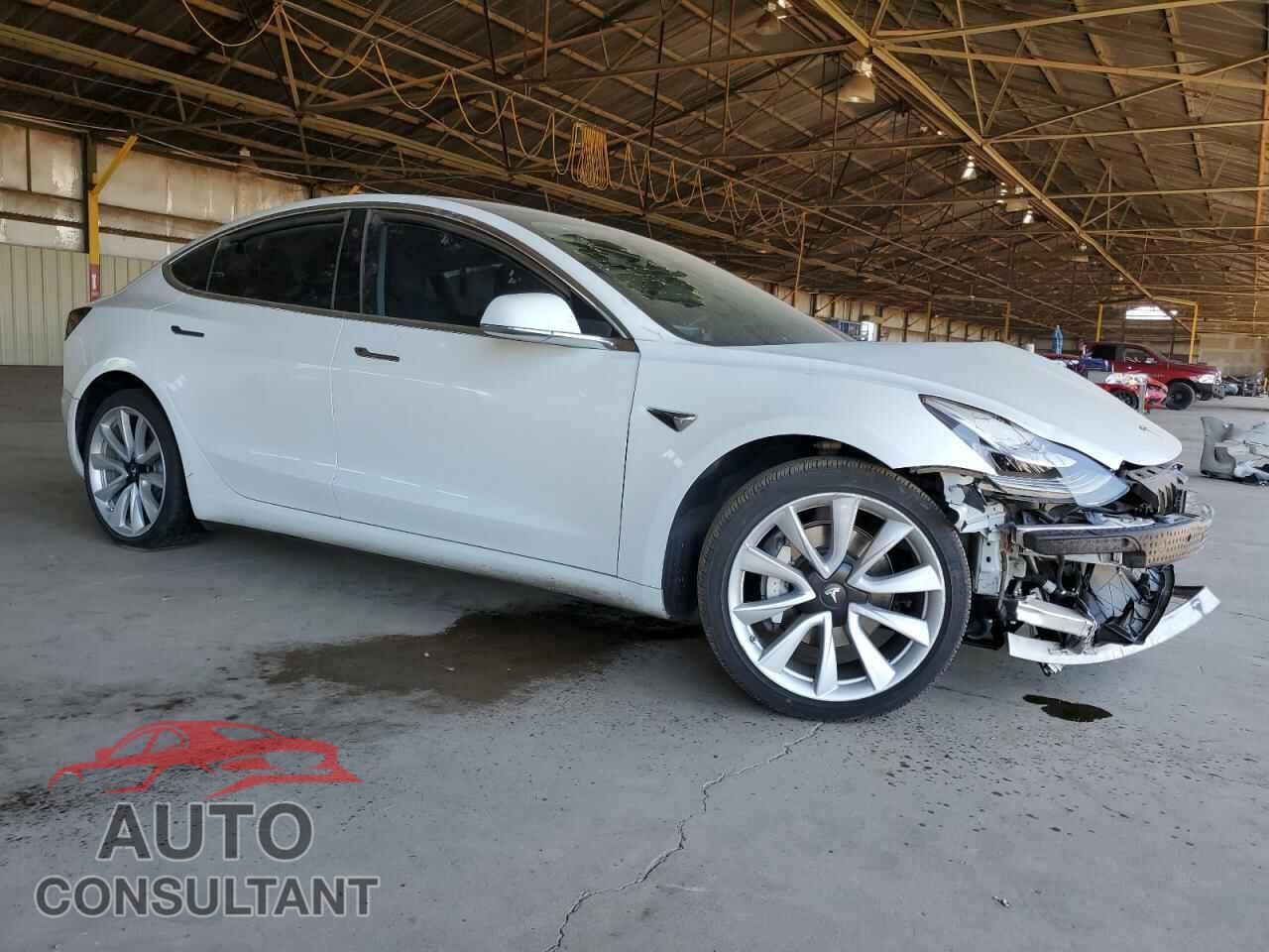 TESLA MODEL 3 2019 - 5YJ3E1EB2KF512667