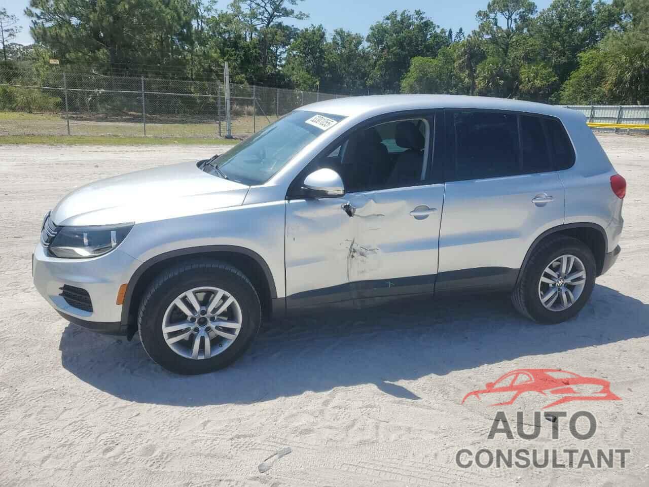 VOLKSWAGEN TIGUAN 2012 - WVGAV7AX7CW578250