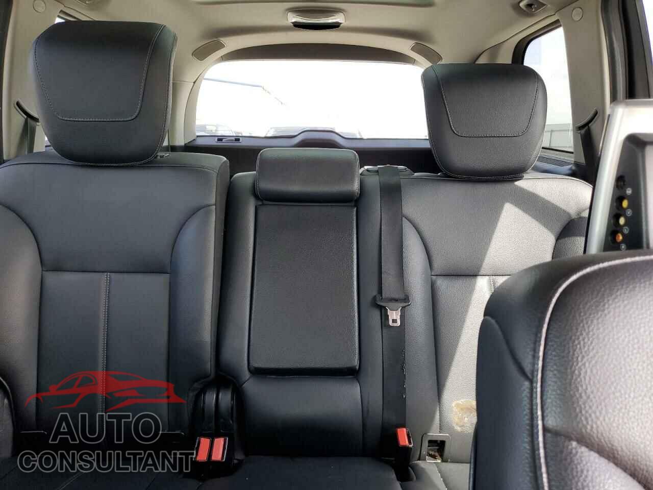 MERCEDES-BENZ GL-CLASS 2012 - 4JGBF2FE3CA777708