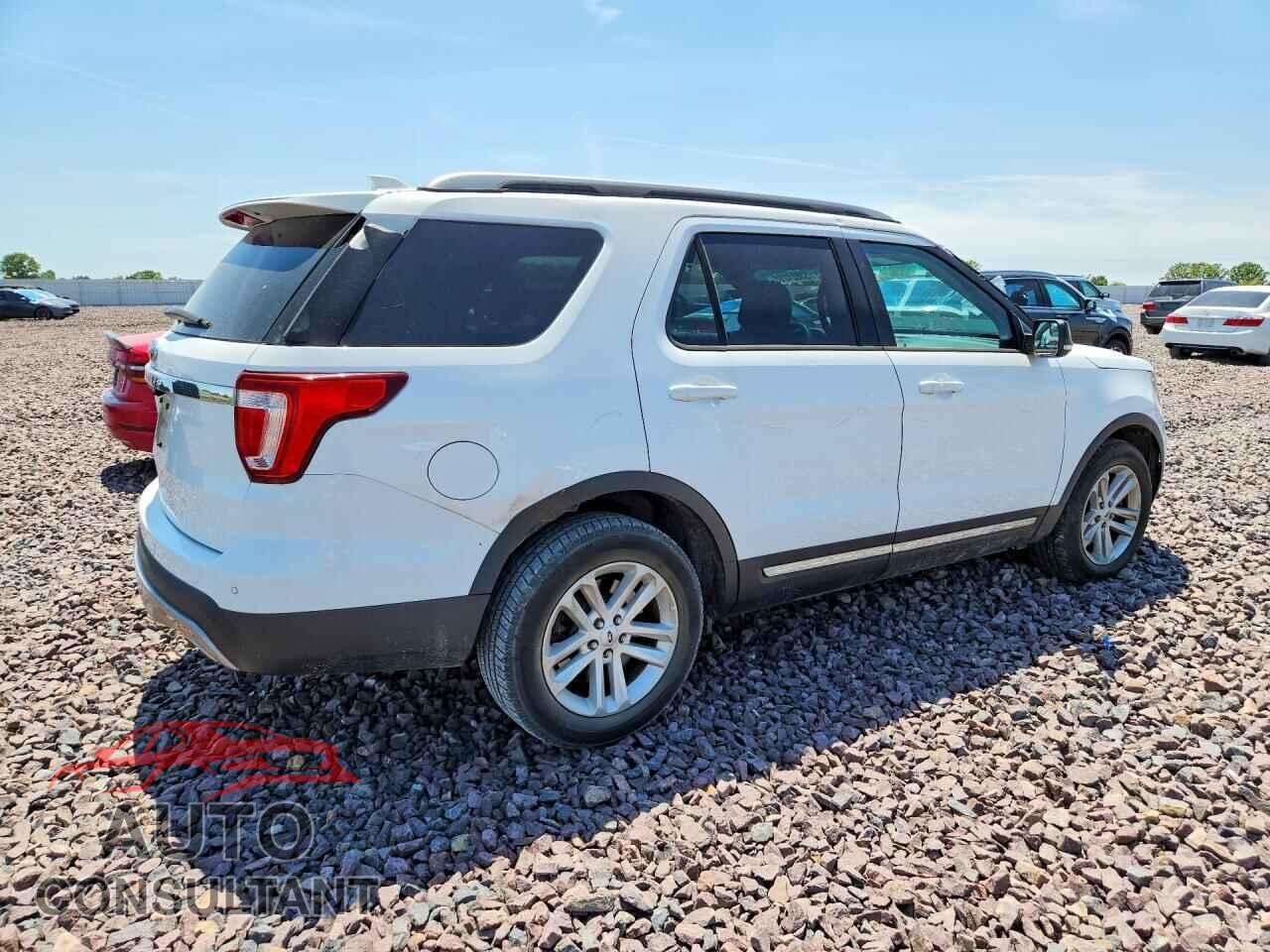 FORD EXPLORER 2017 - 1FM5K7D82HGA10603