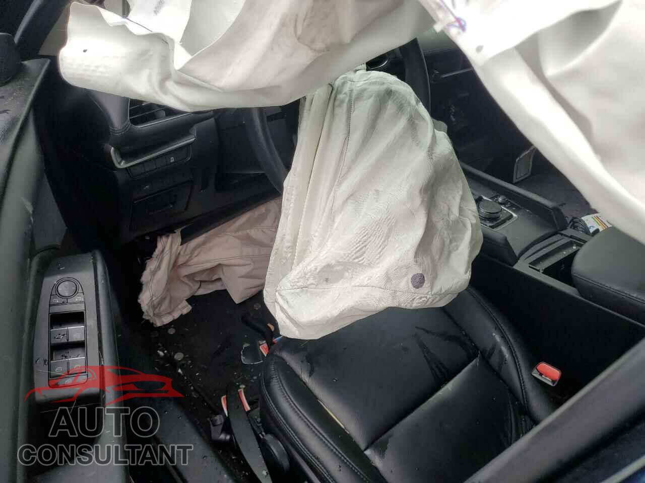 MAZDA 3 2019 - 3MZBPABLXKM113632