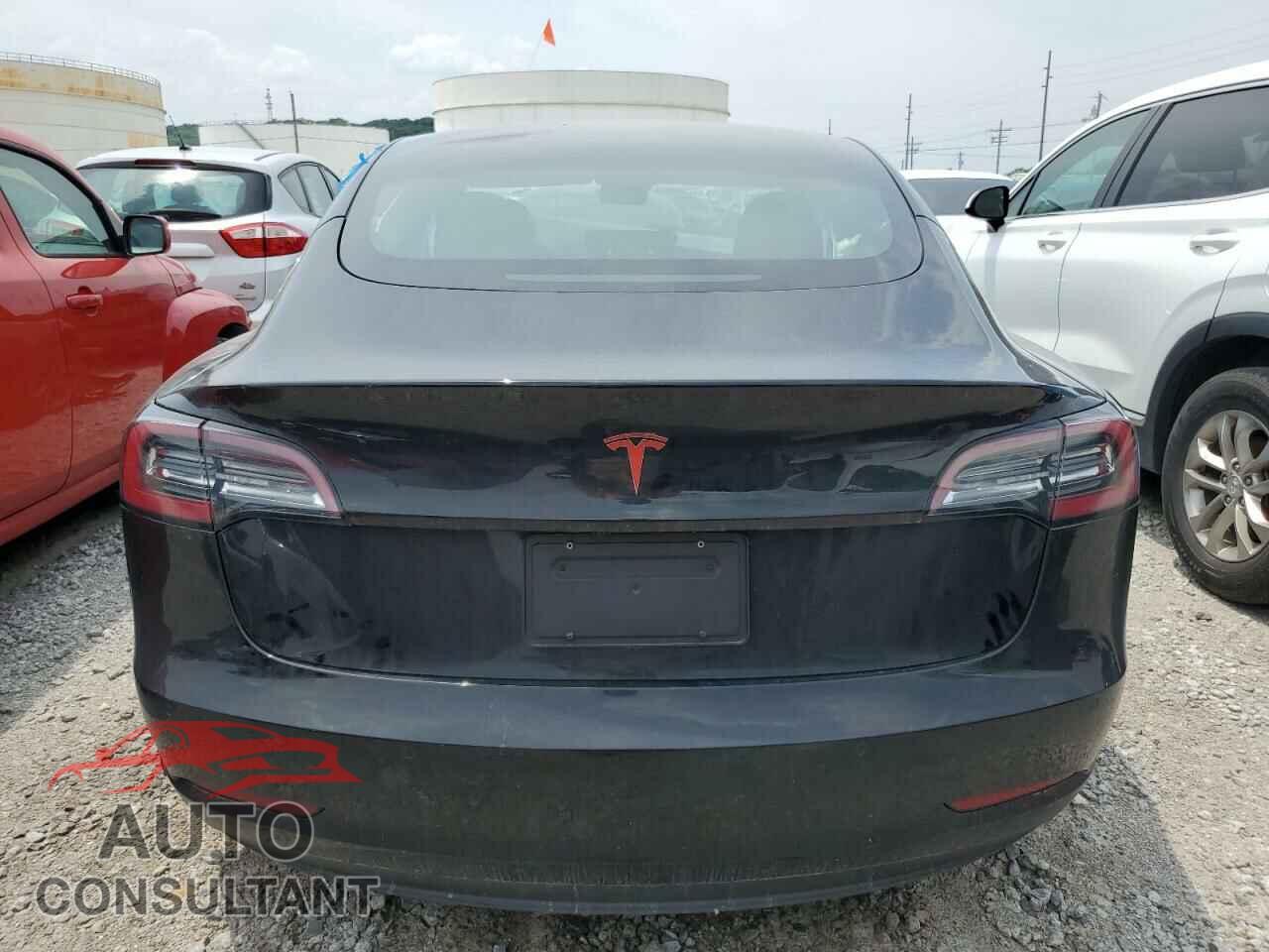 TESLA MODEL 3 2021 - 5YJ3E1EA6MF991119