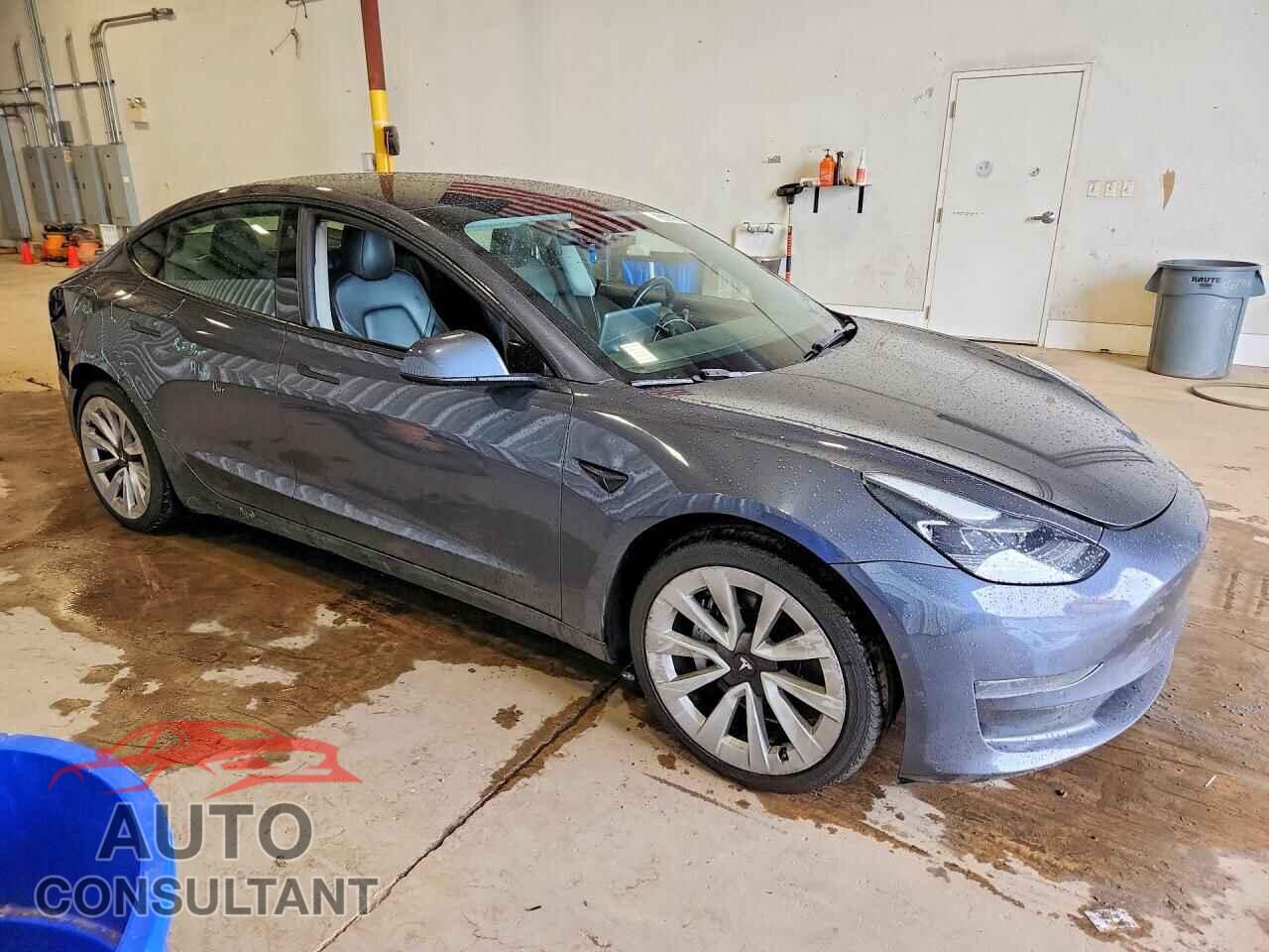 TESLA MODEL 3 2022 - 5YJ3E1EA5NF372111