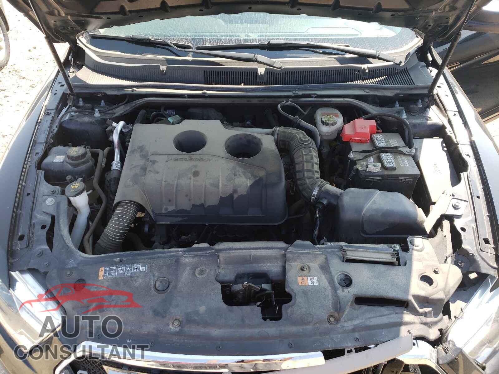 FORD TAURUS 2016 - 1FAHP2D96GG133064