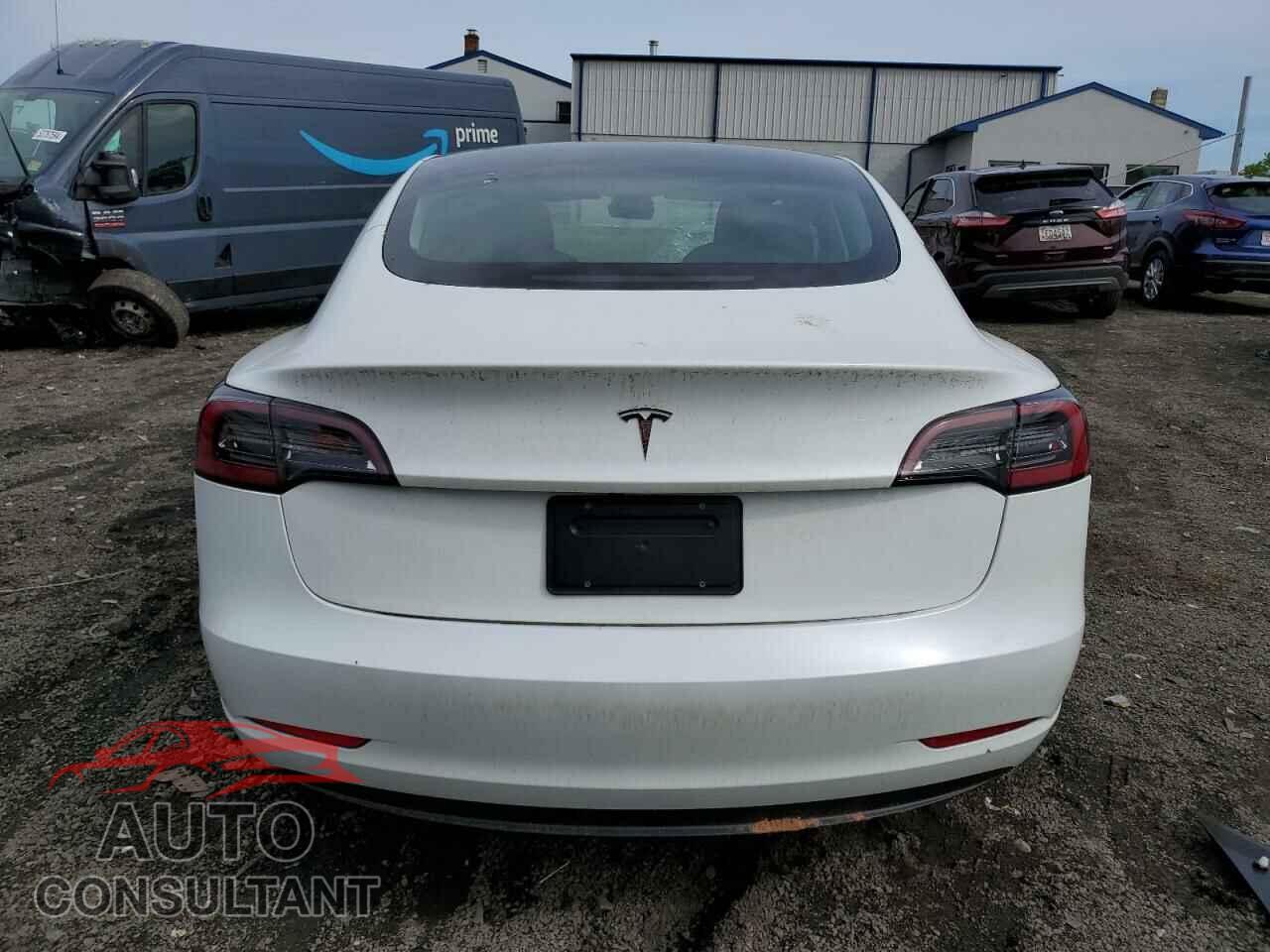 TESLA MODEL 3 2023 - 5YJ3E1EA5PF575499