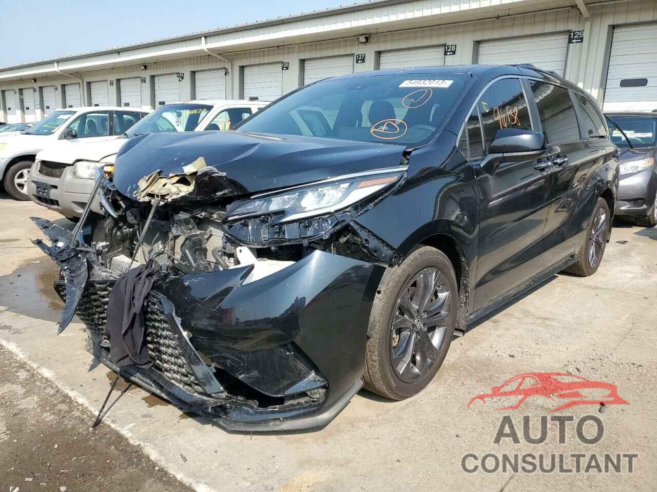 TOYOTA SIENNA 2022 - 5TDXRKEC7NS087337