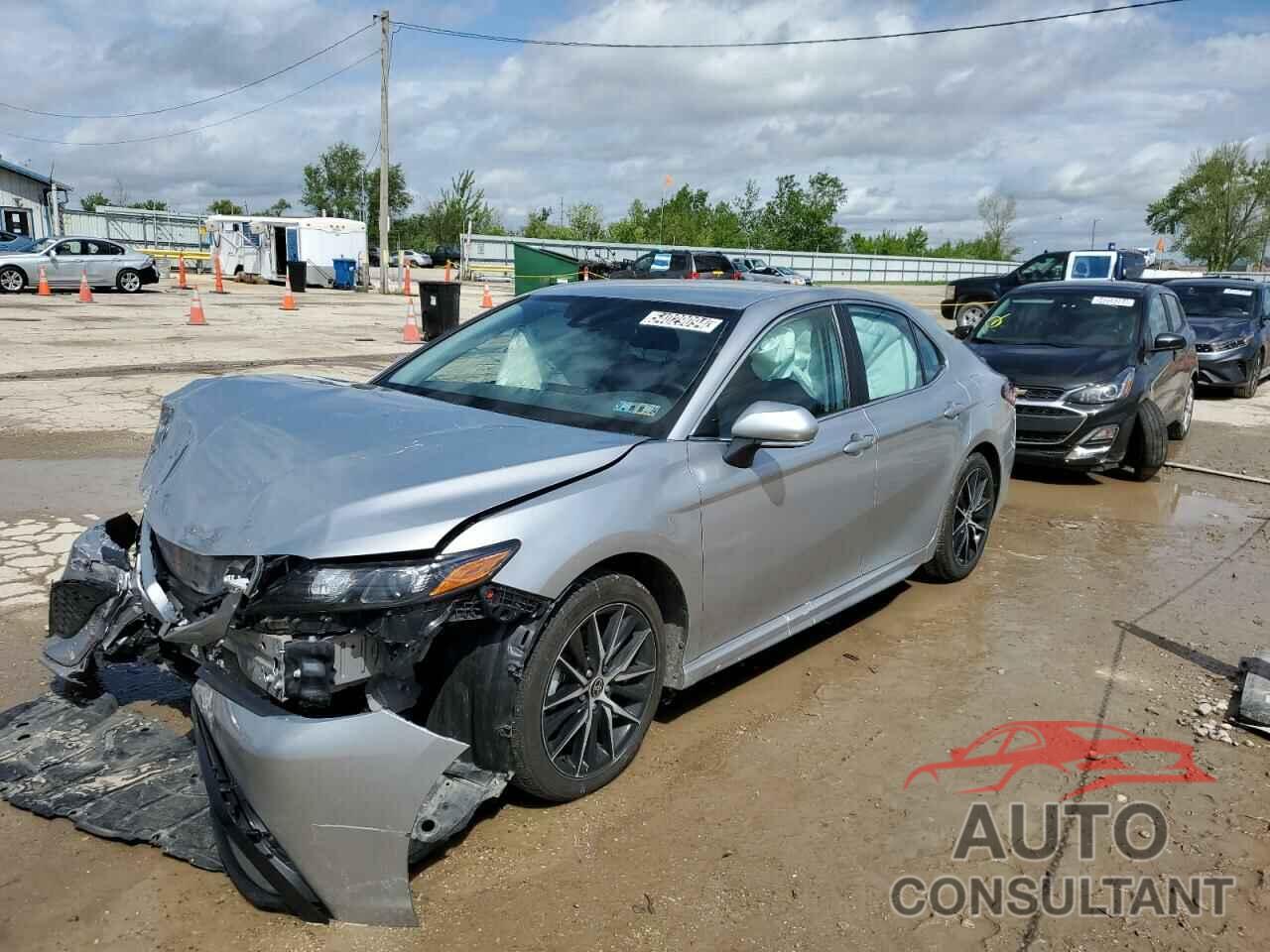 TOYOTA CAMRY 2022 - 4T1G11AK6NU707617
