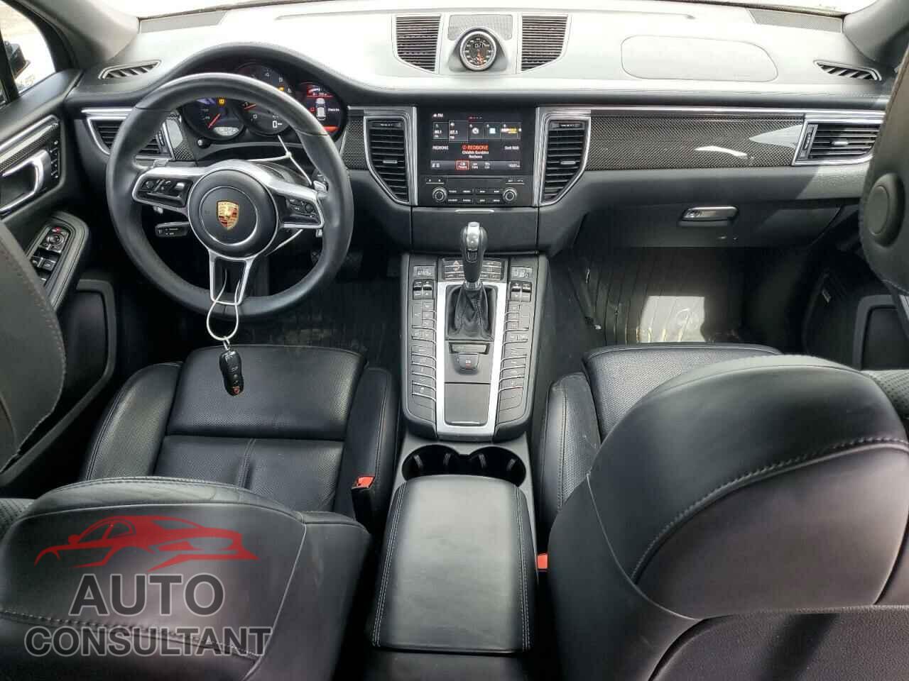 PORSCHE MACAN 2018 - WP1AG2A51JLB61574