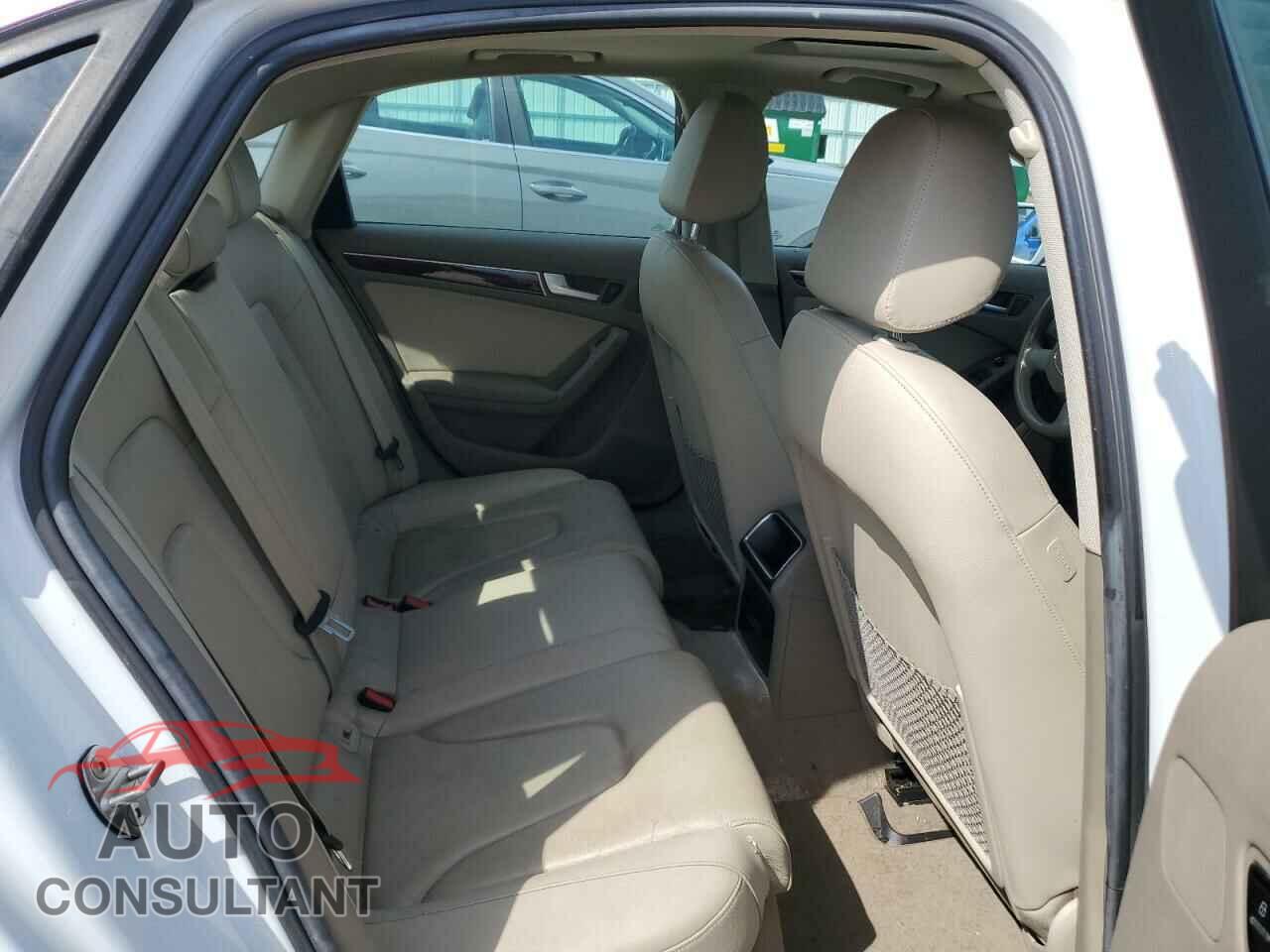 AUDI A4 2012 - WAUBFAFLXCN020355