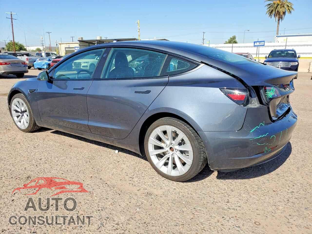 TESLA MODEL 3 2022 - 5YJ3E1EA8NF303896