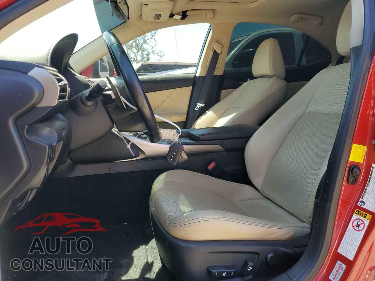 LEXUS IS 2016 - JTHBA1D26G5017002
