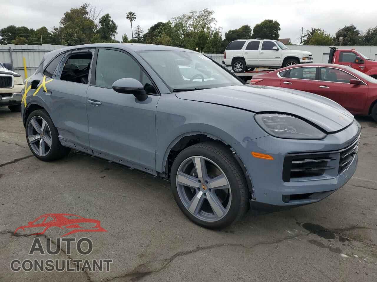 PORSCHE CAYENNE 2024 - WP1AA2AY3RDA11208