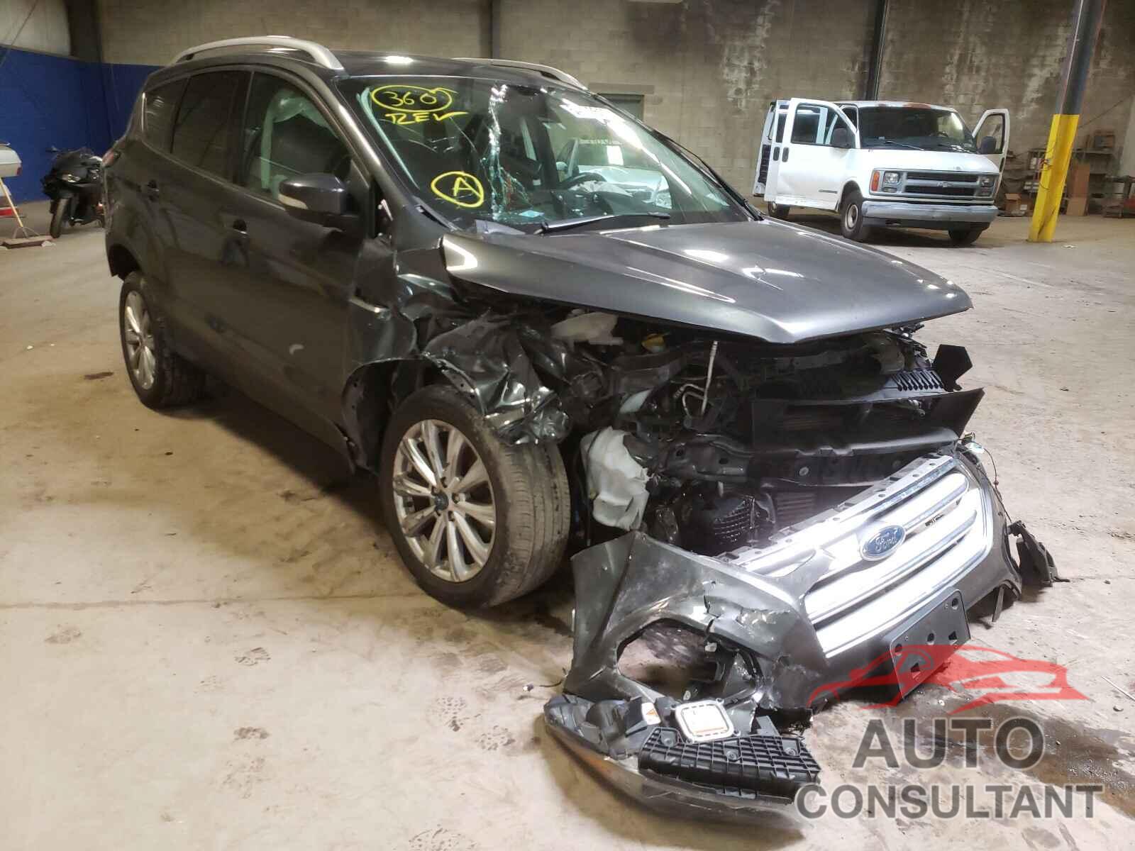 FORD ESCAPE 2018 - 1FMCU9J97JUB94437