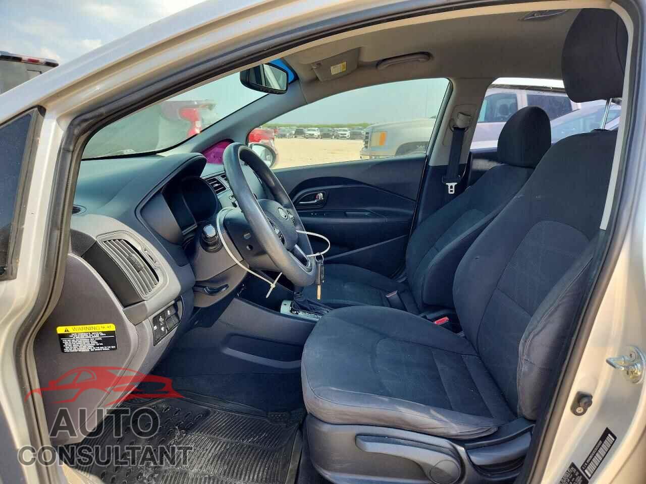 KIA RIO 2012 - KNADM5A30C6050908