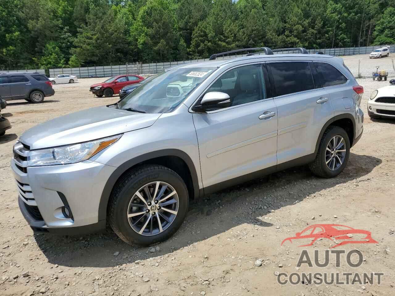 TOYOTA HIGHLANDER 2019 - 5TDKZRFH6KS369705