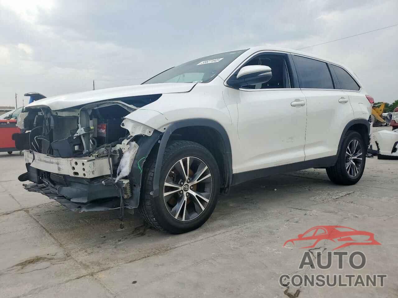 TOYOTA HIGHLANDER 2019 - 5TDBZRFH4KS929527
