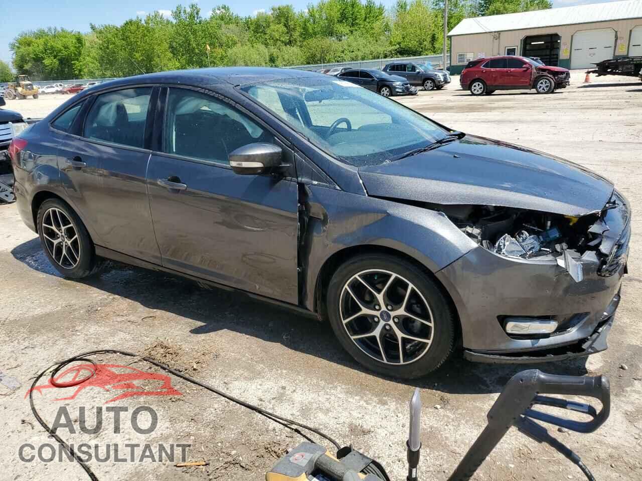 FORD FOCUS 2018 - 1FADP3F20JL257320